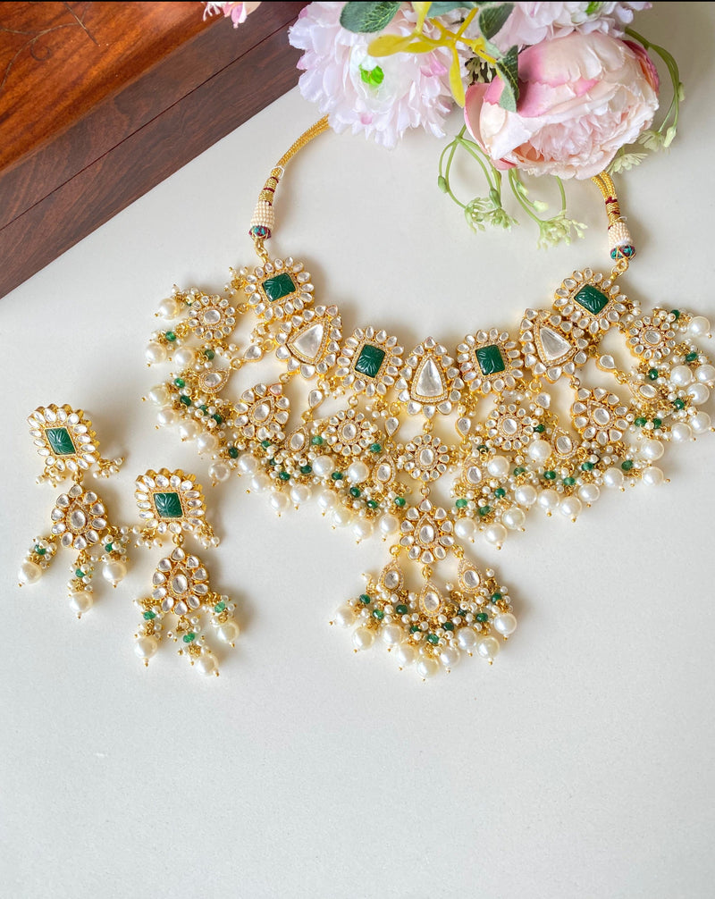 Kundan necklace set with green drops – NAMASYA