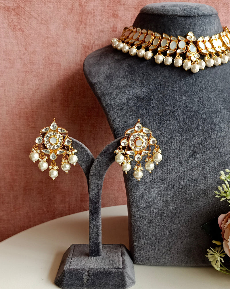 Floral Design Gold Plated Mother Of Pearl Bracelet