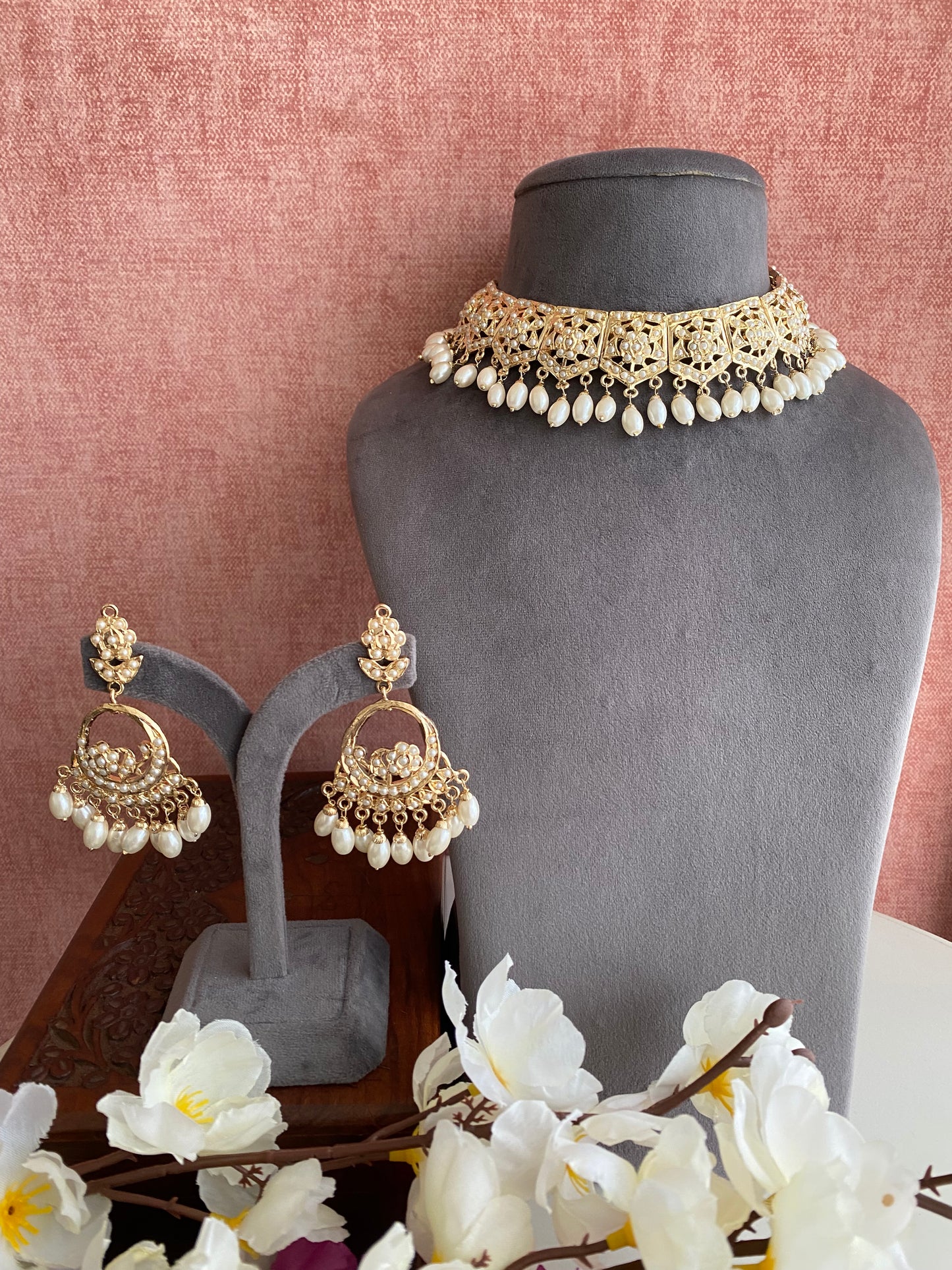 Amritsari Jadau Gold Plated Necklace set in Pearl