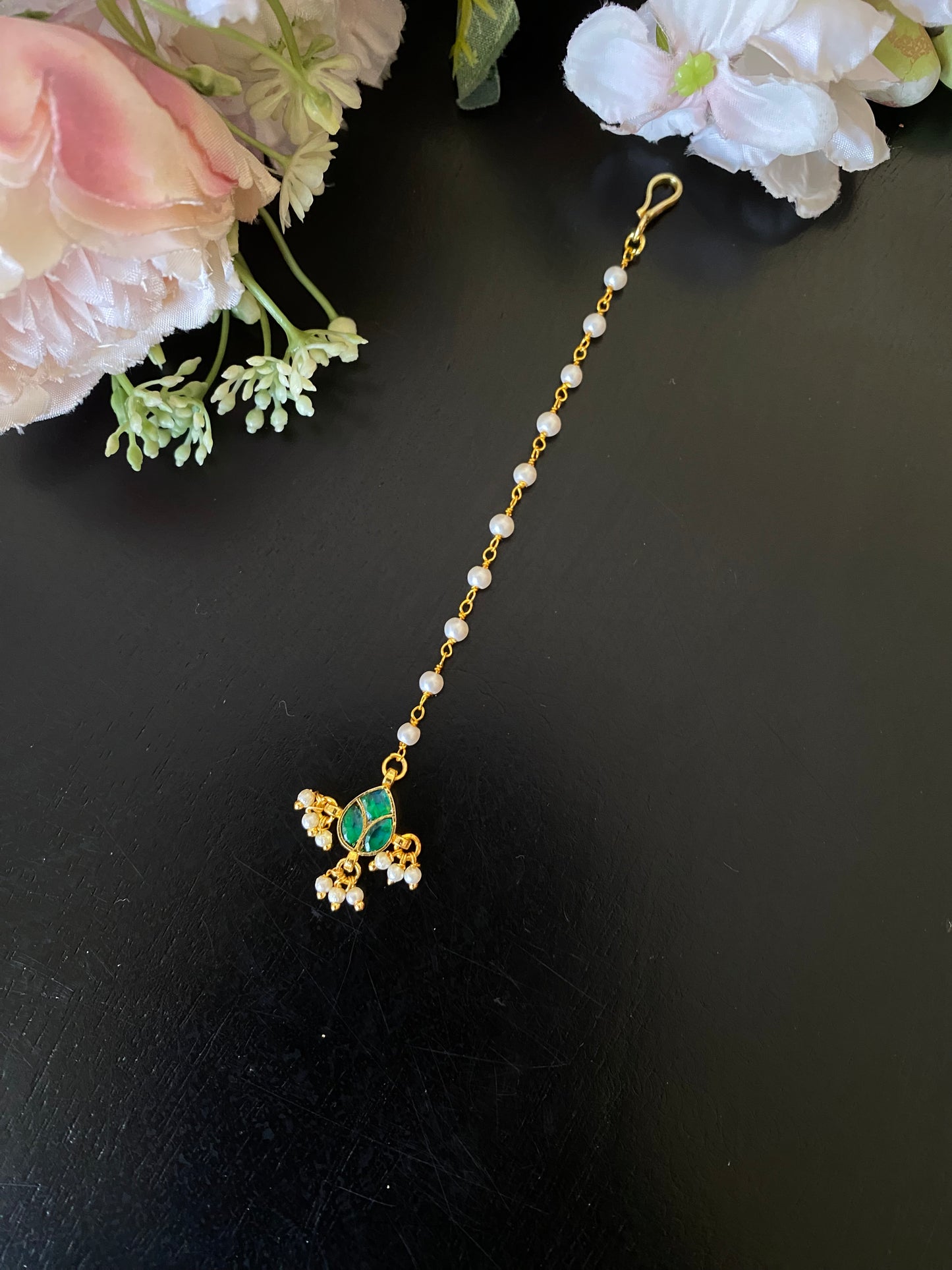 Gold Plated Kundan Small Tikka