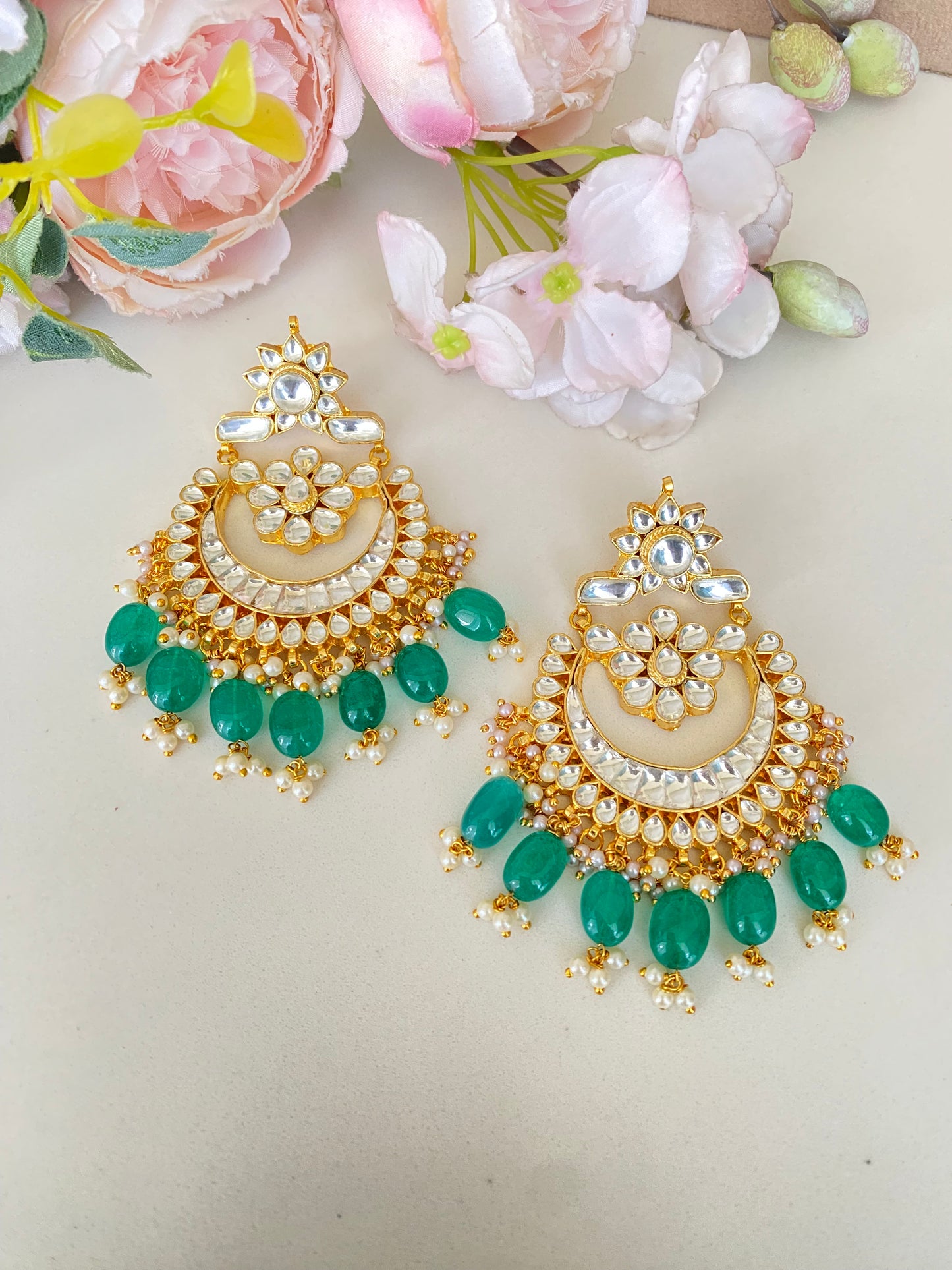 Kundan Earring in green drops