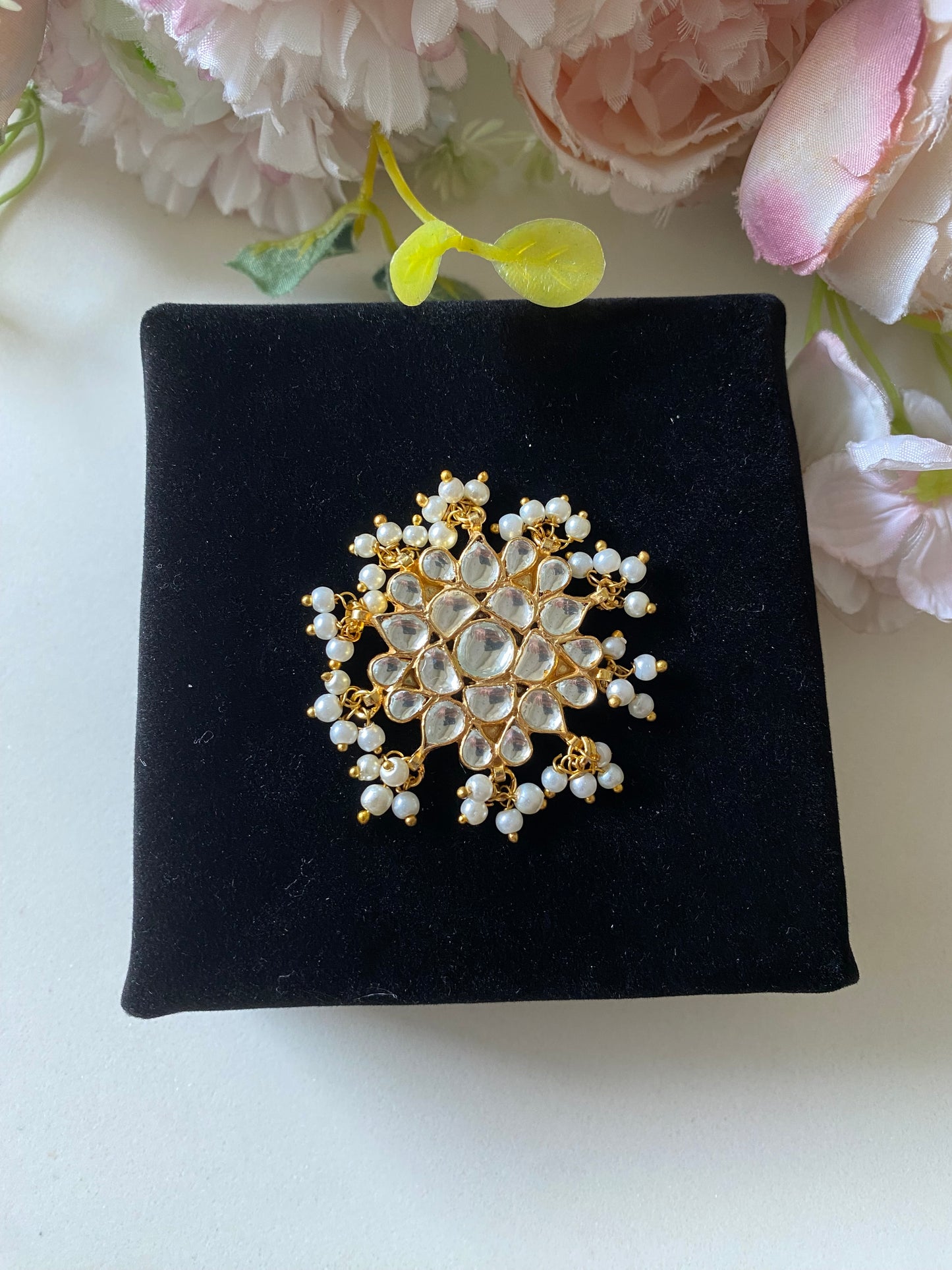 Kundan Ring in pearl