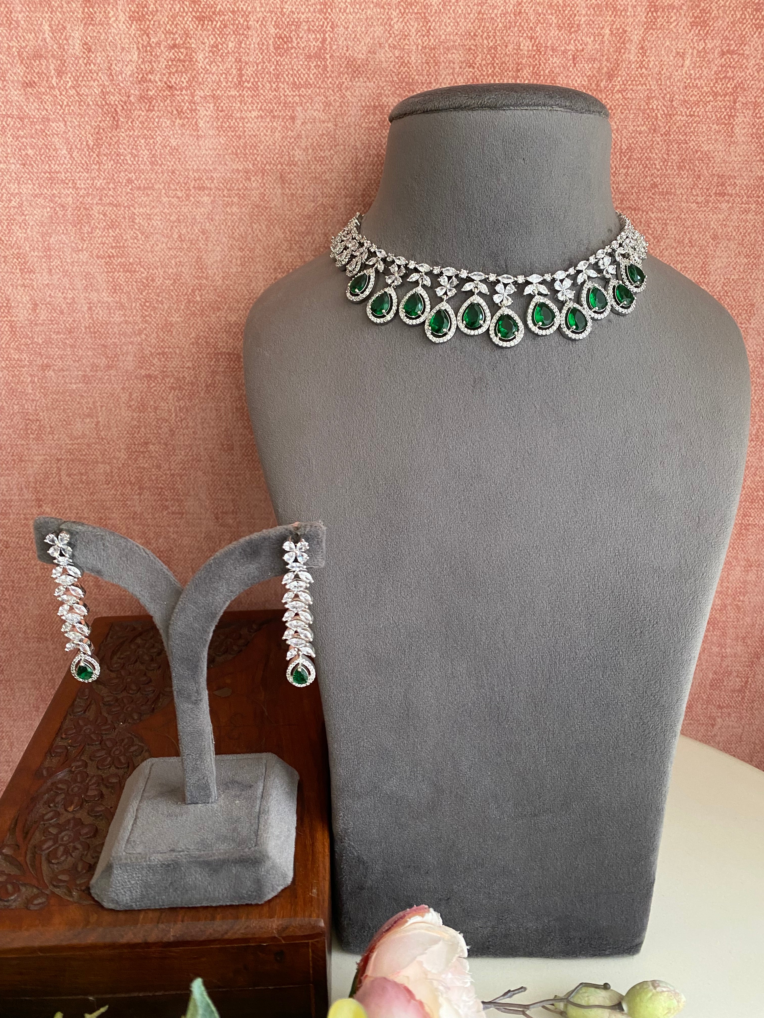 Emerald Diamond Necklace set