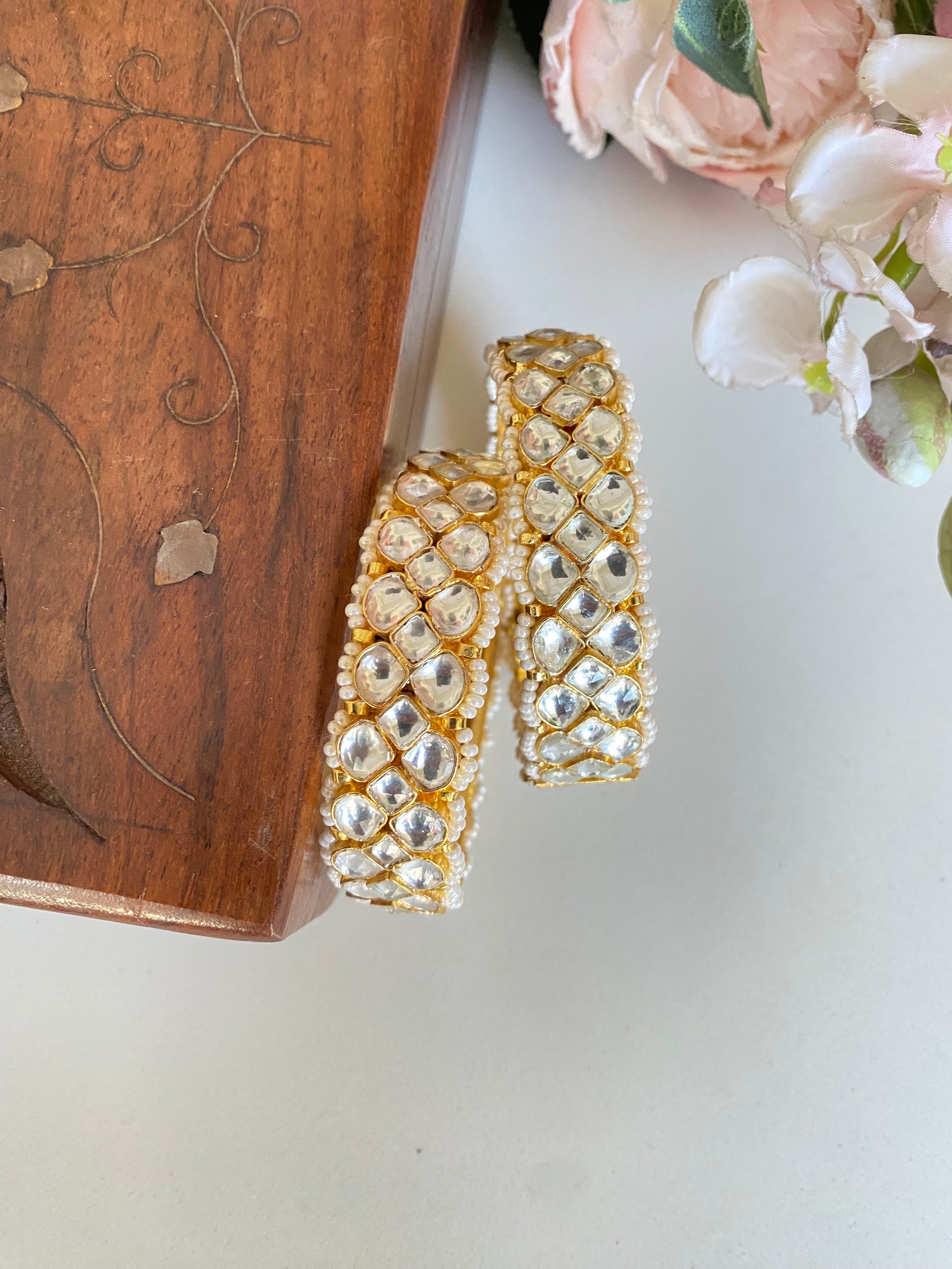 Gold plated Kundan Bangle