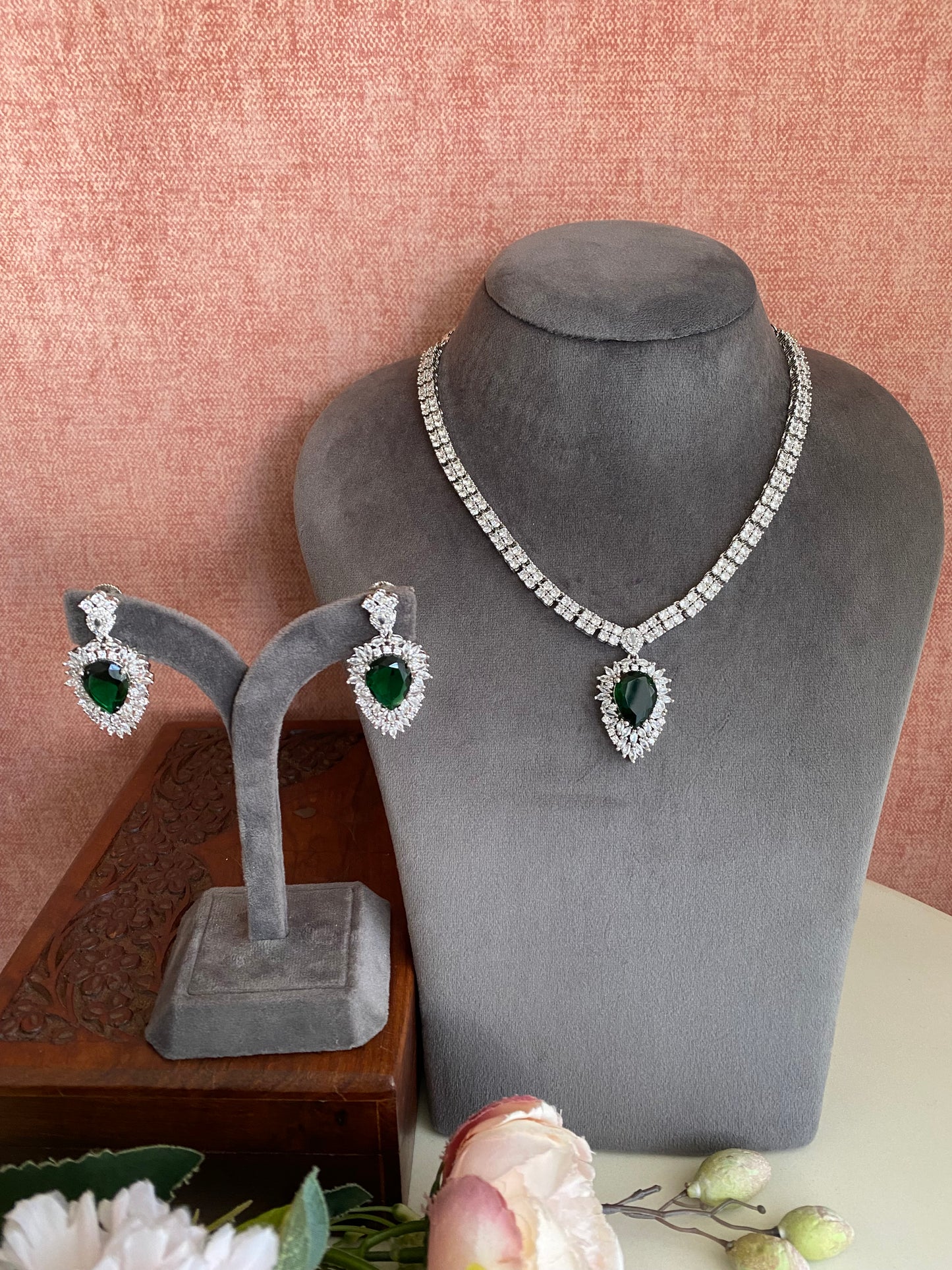 Emerald Diamond Long Necklace set