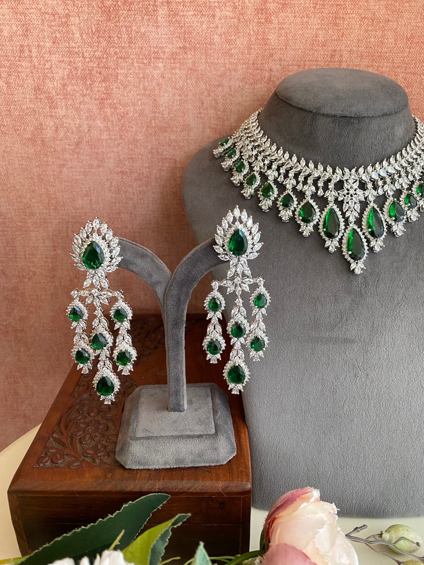 Emerald Diamond Necklace set