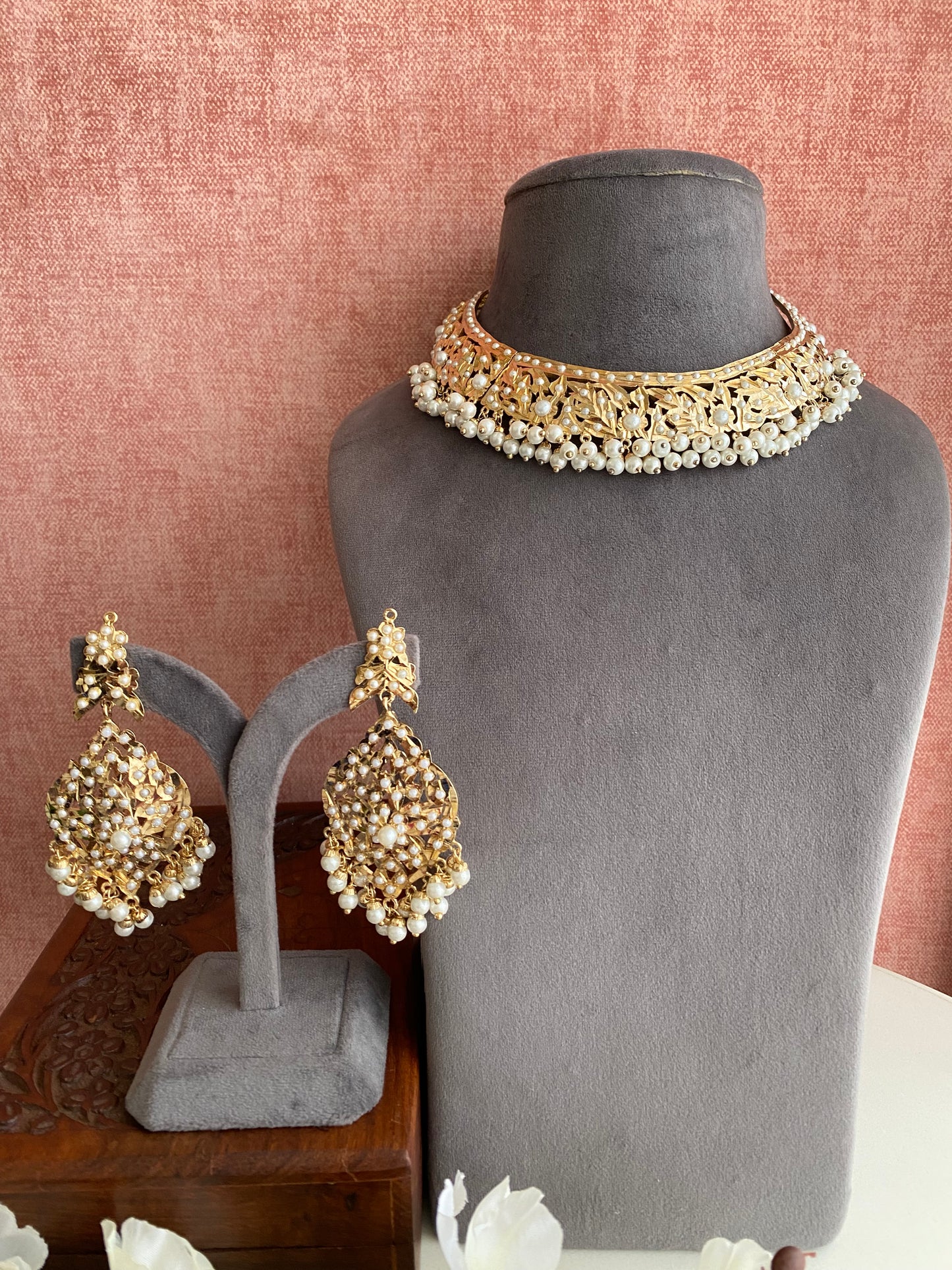 Amritsari Jadau Gold Plated Necklace set in Pearl