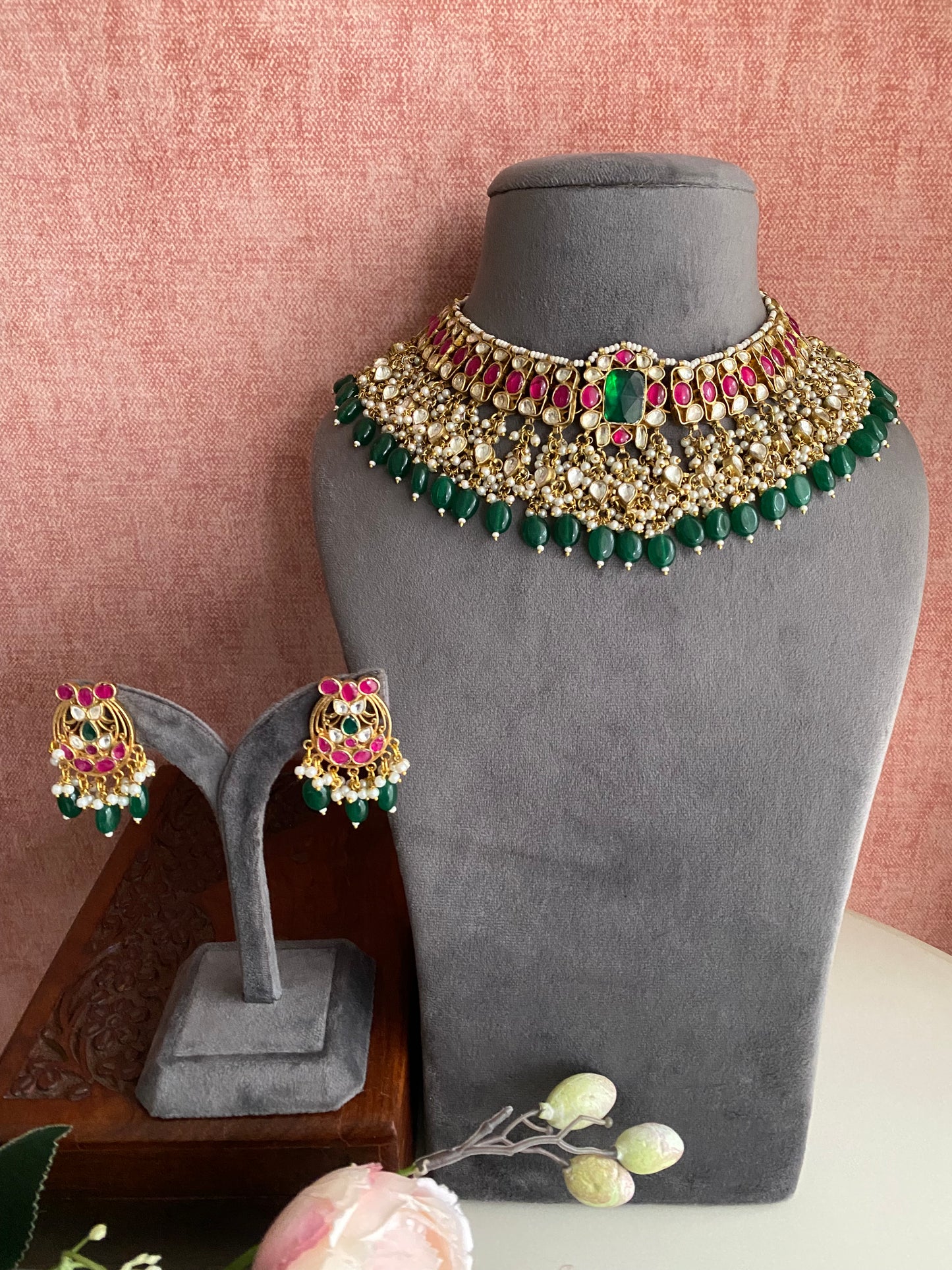 Kundan Necklace Set