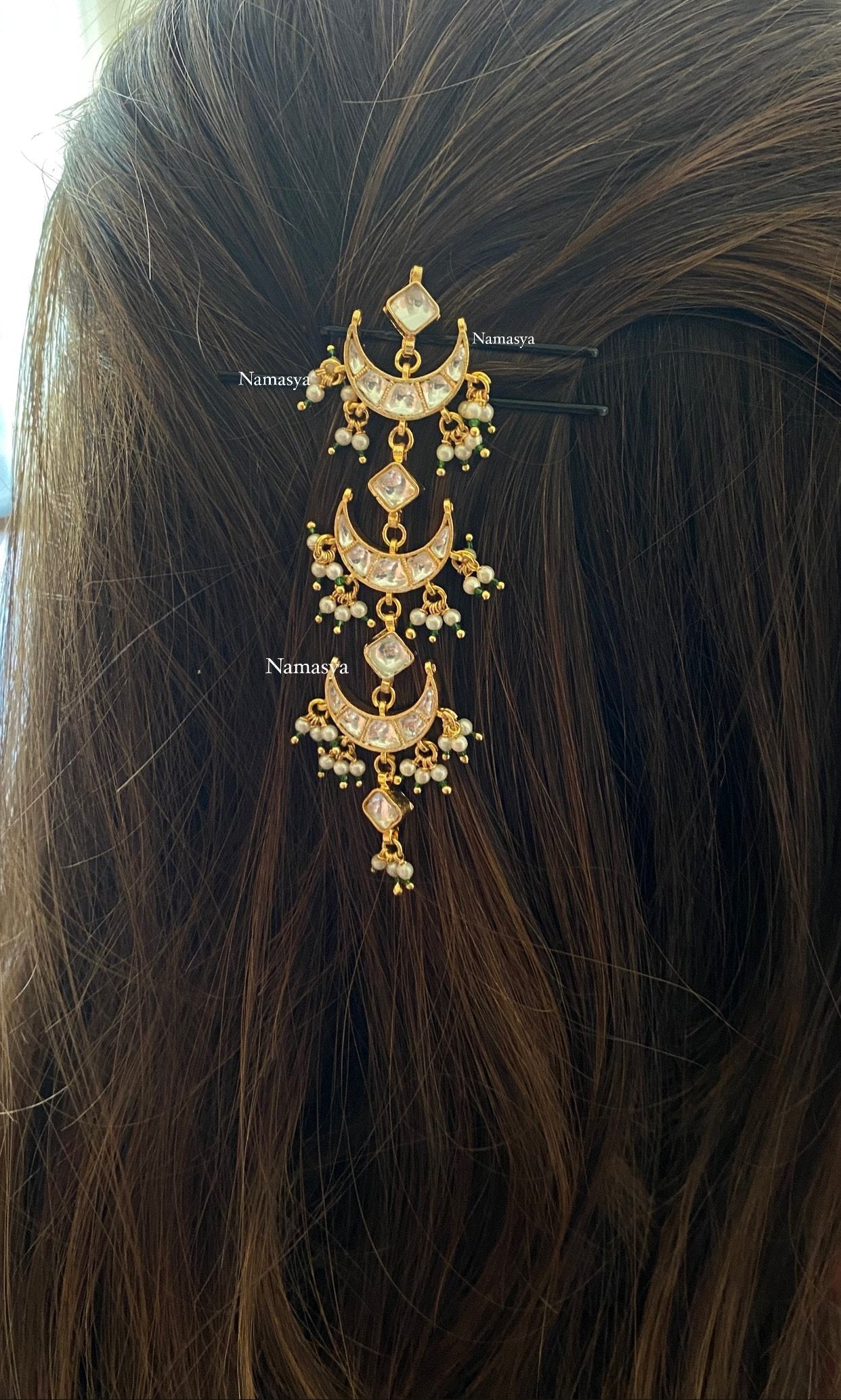 Kundan braid pin