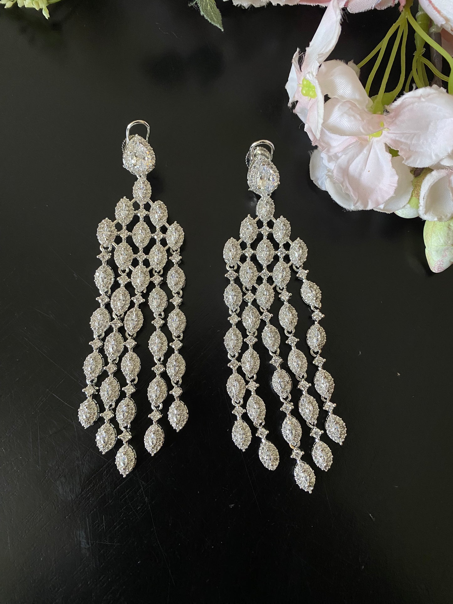 Silver Plating Diamond Earring