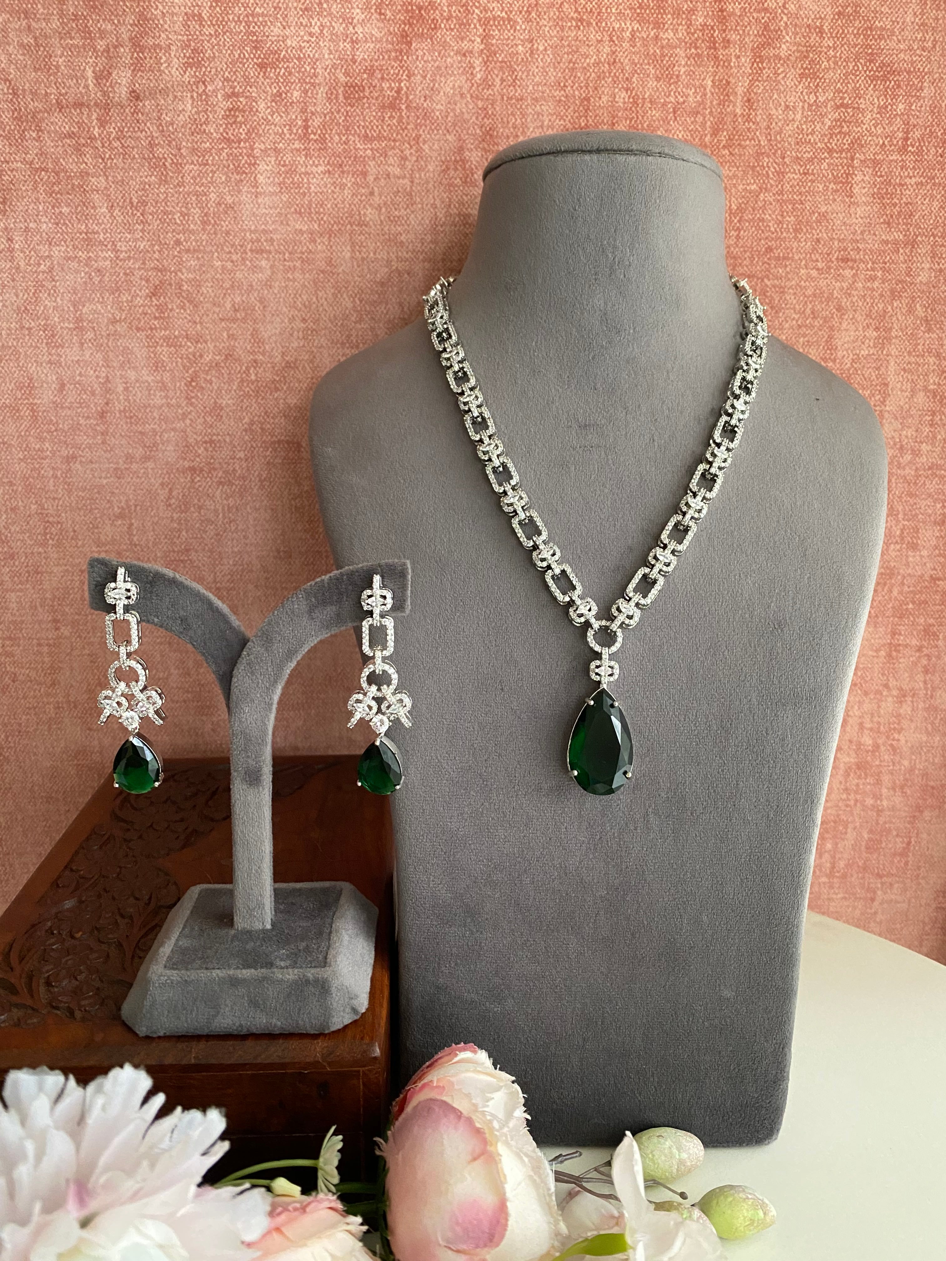 Emerald Diamond Necklace set
