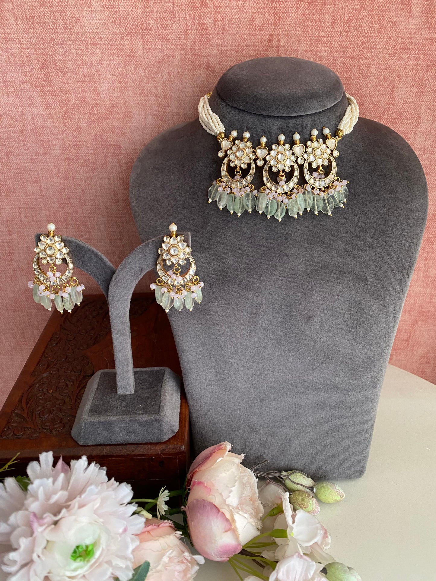 Kundan choker set in mint drops