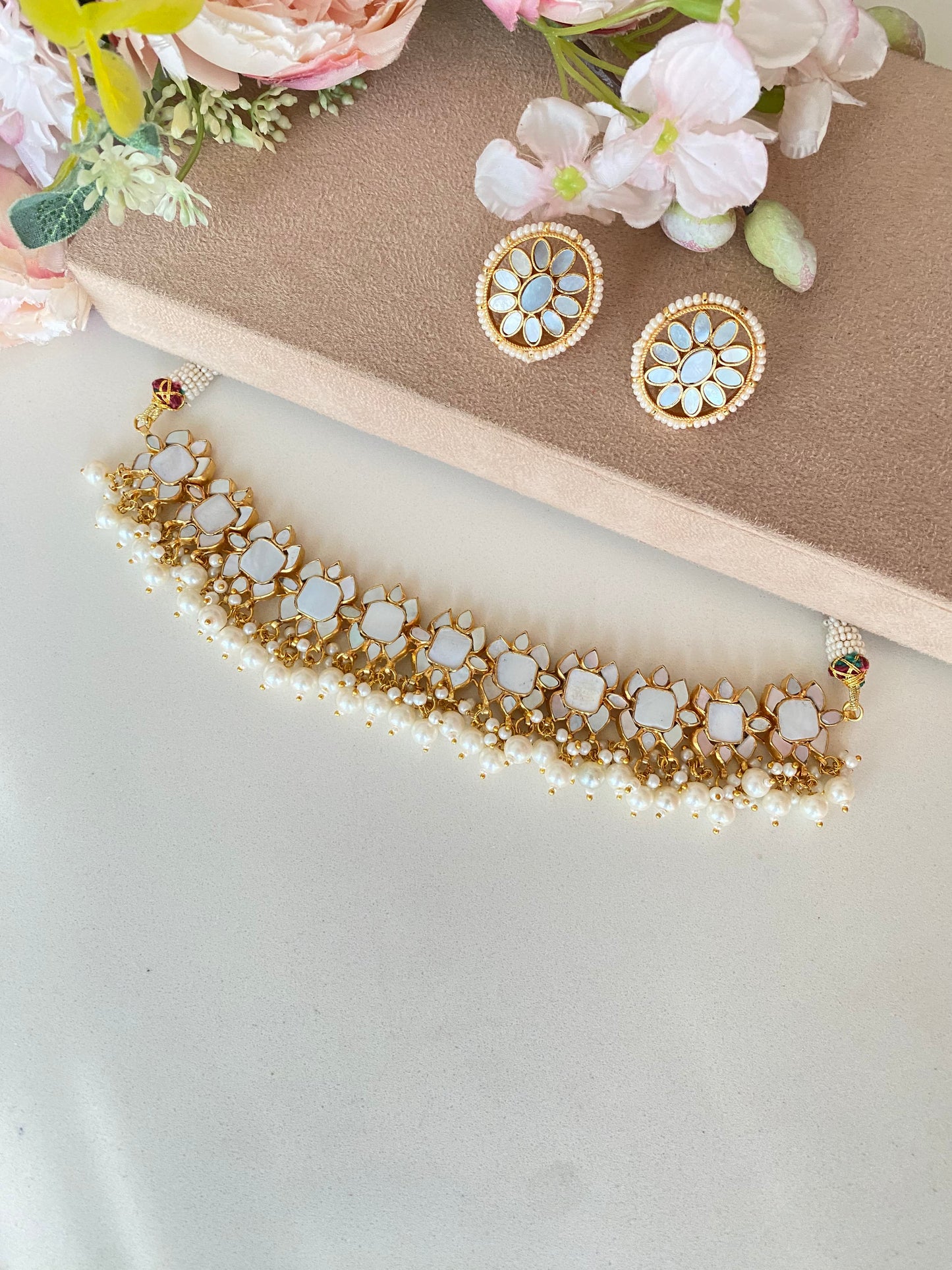 Mother of Pearl Choker set