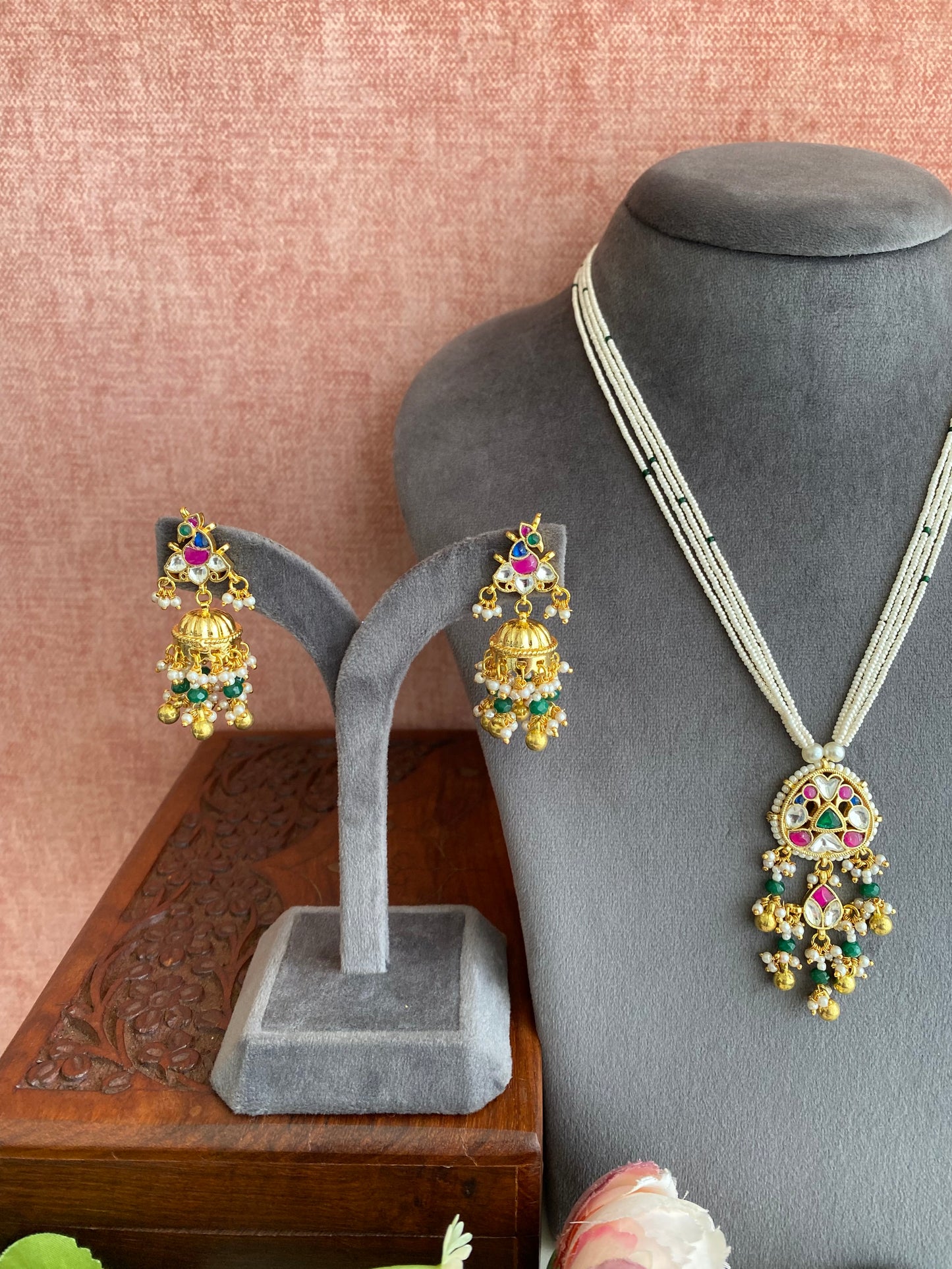 Gold plated Kundan Multicolor Pendant Set