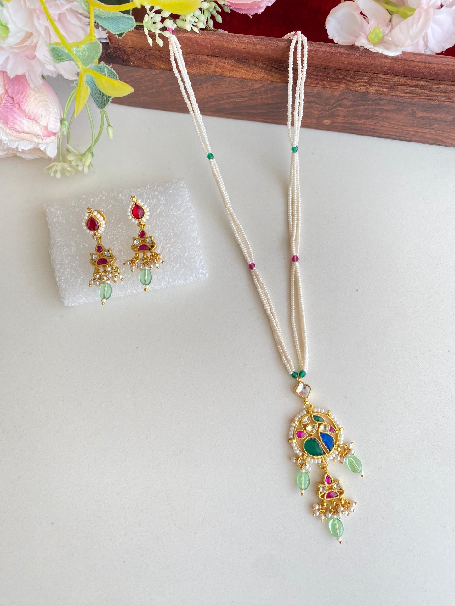 Kundan Pendant Set