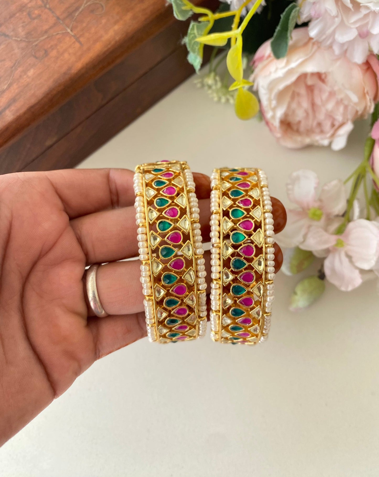 Kundan Bangles