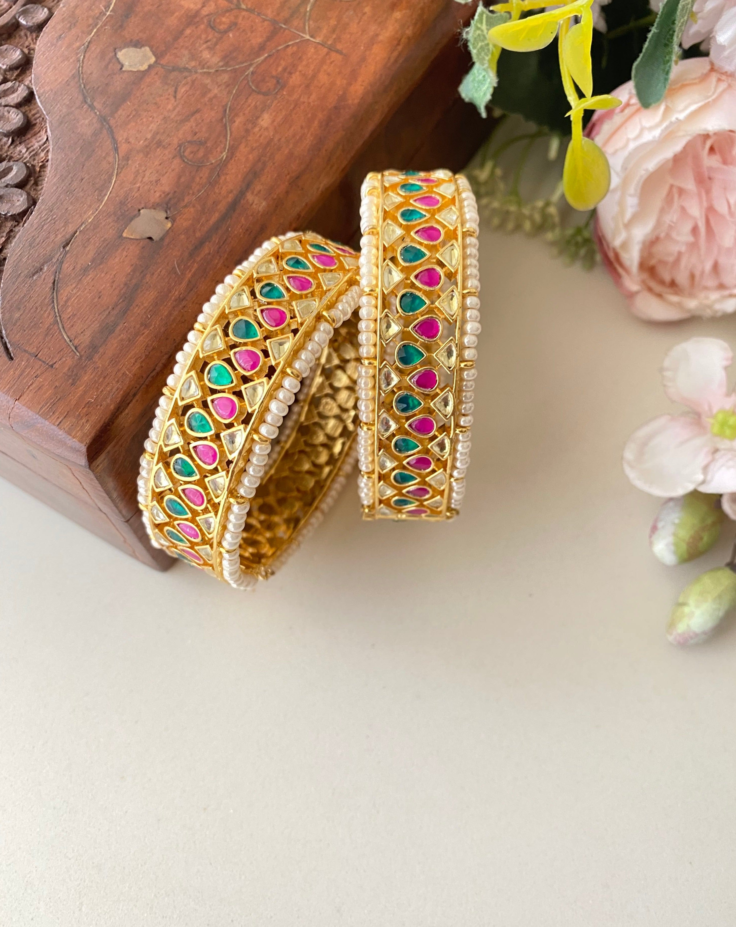 Kundan Bangles