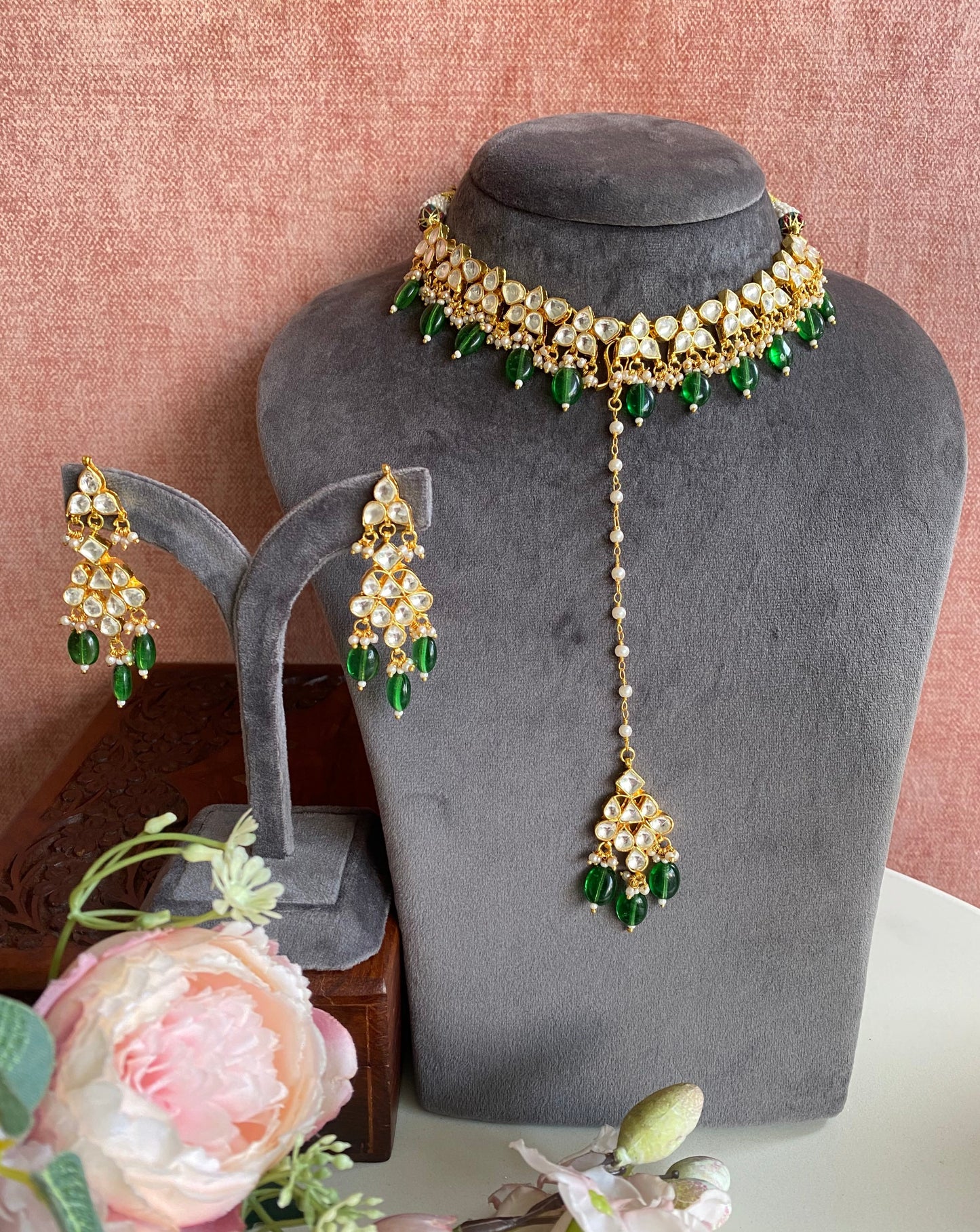 Kundan Gold plated Necklace Set with tikka