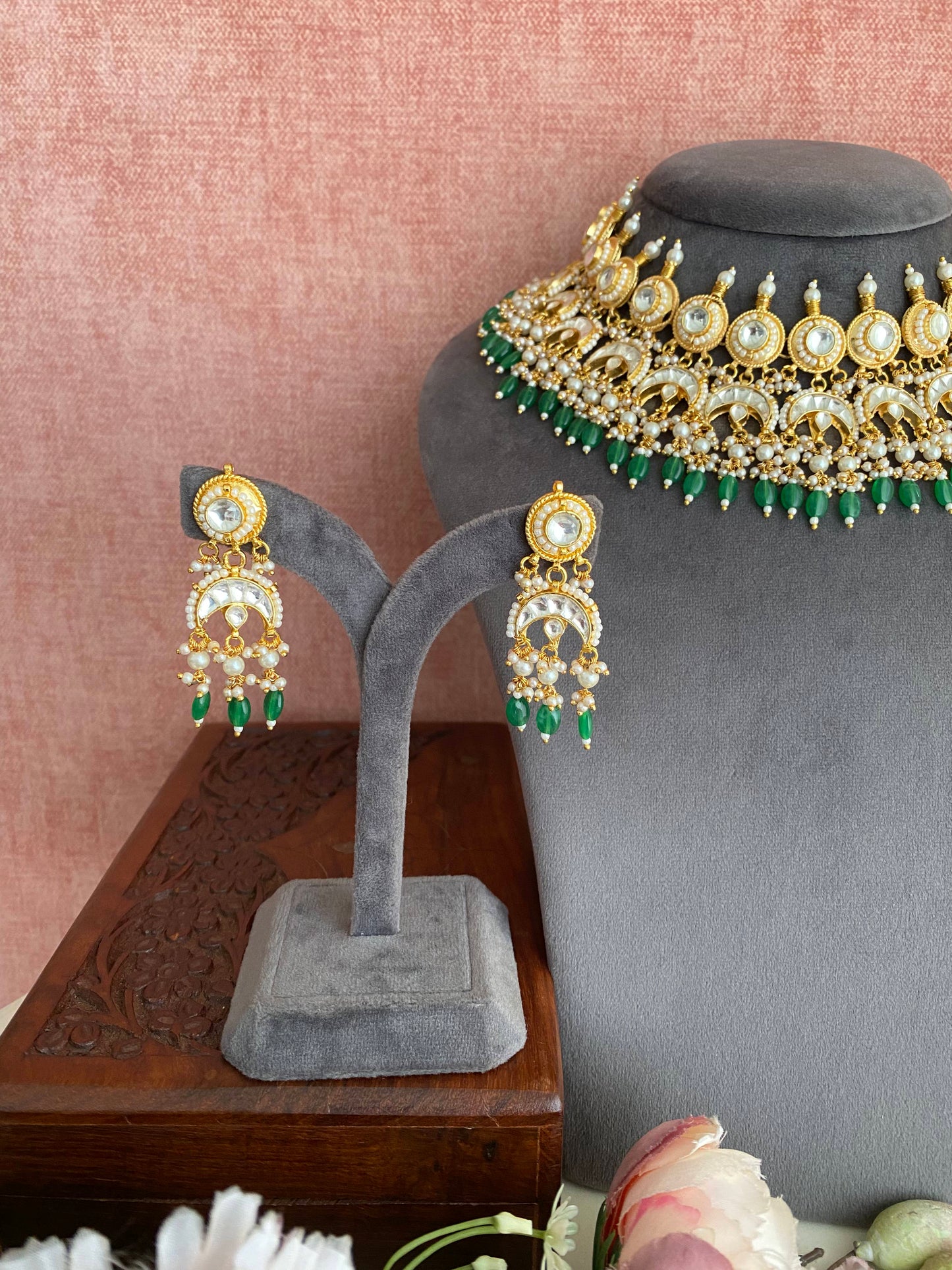 Kundan Bridal Necklace Set in Green drops