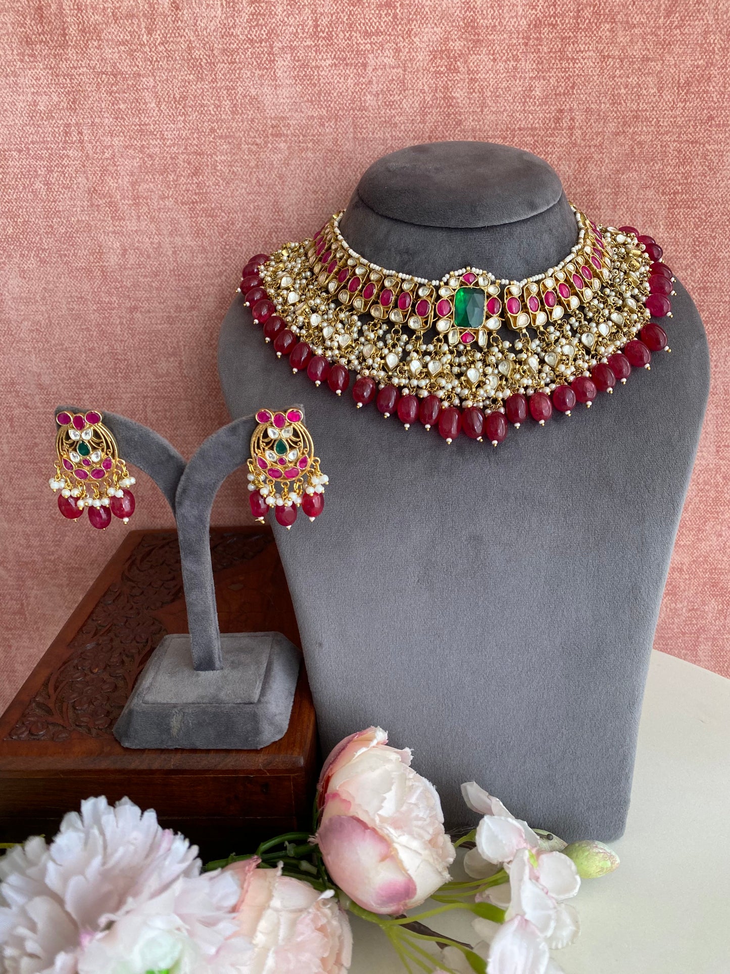 Kundan Necklace Set in pink drops