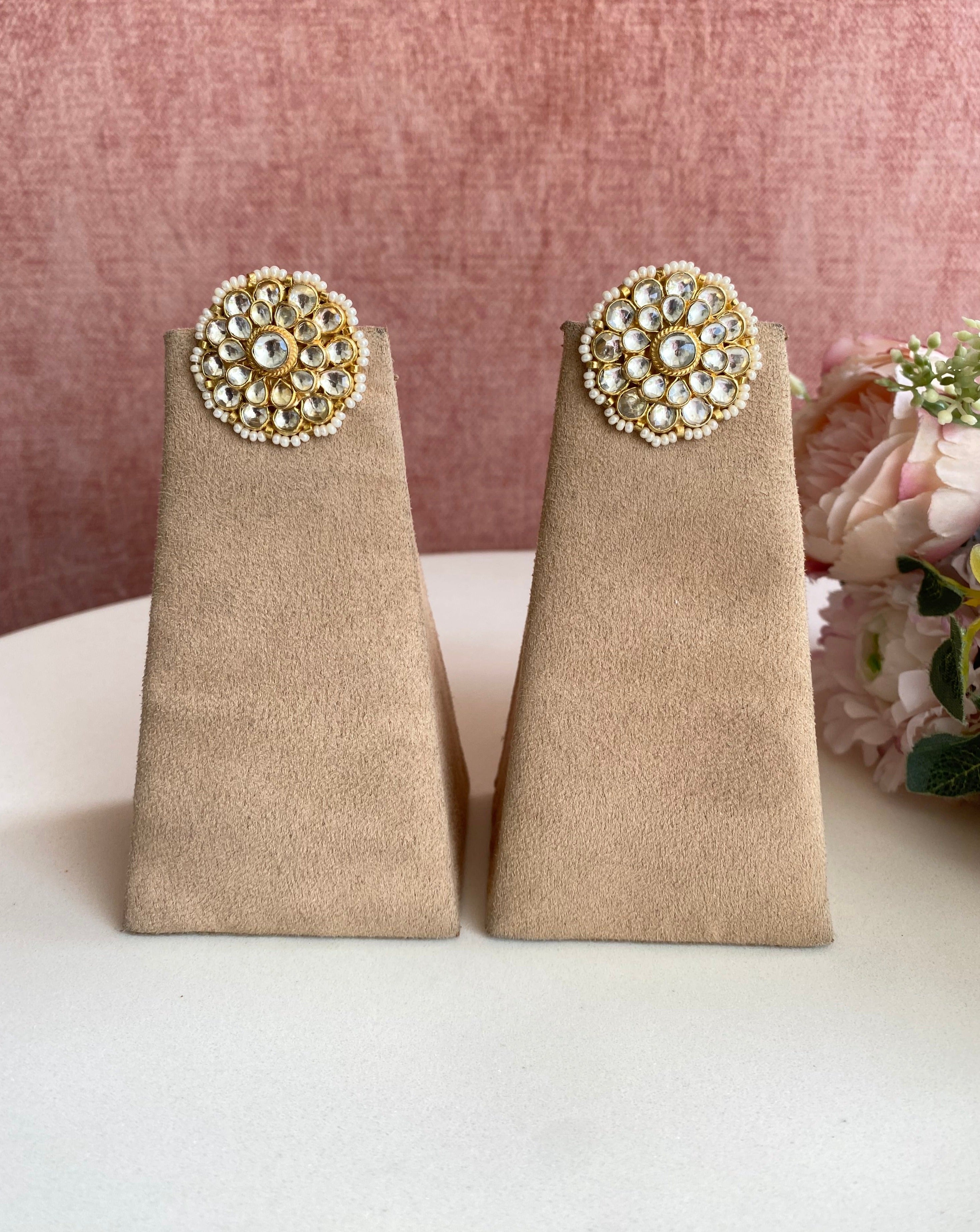 Kundan  Studs