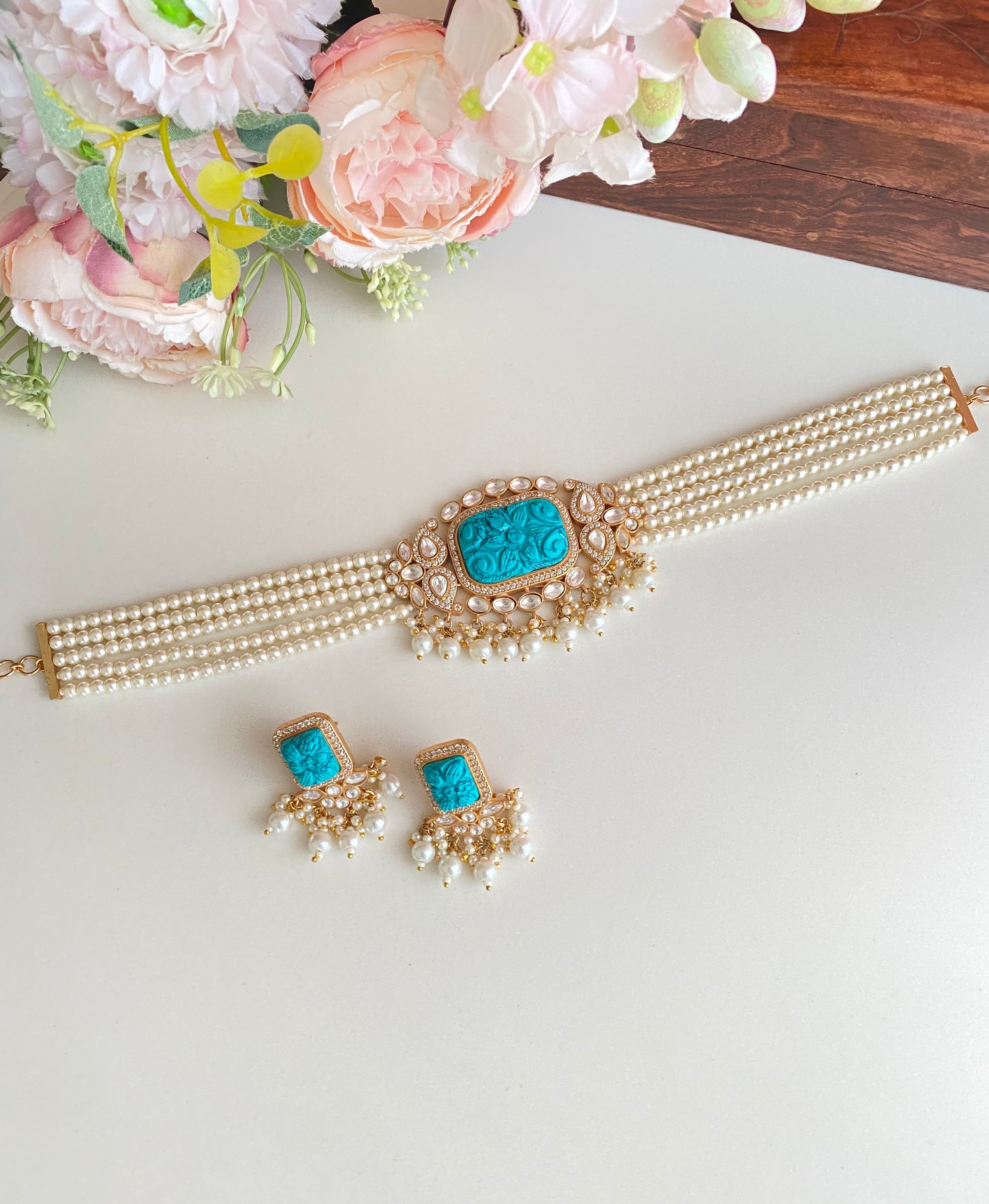 Turquoise Choker Set