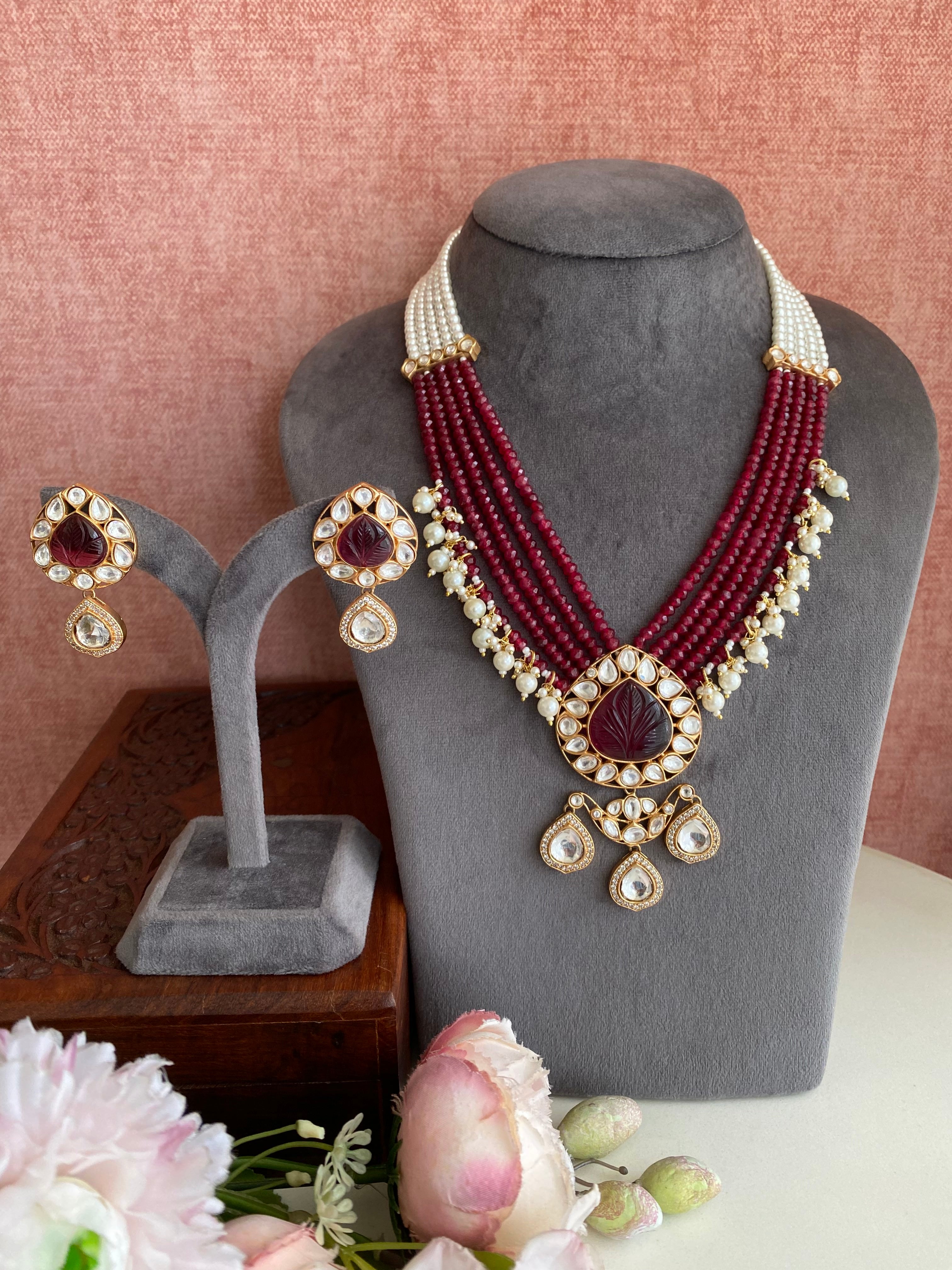 Red stone long necklace set