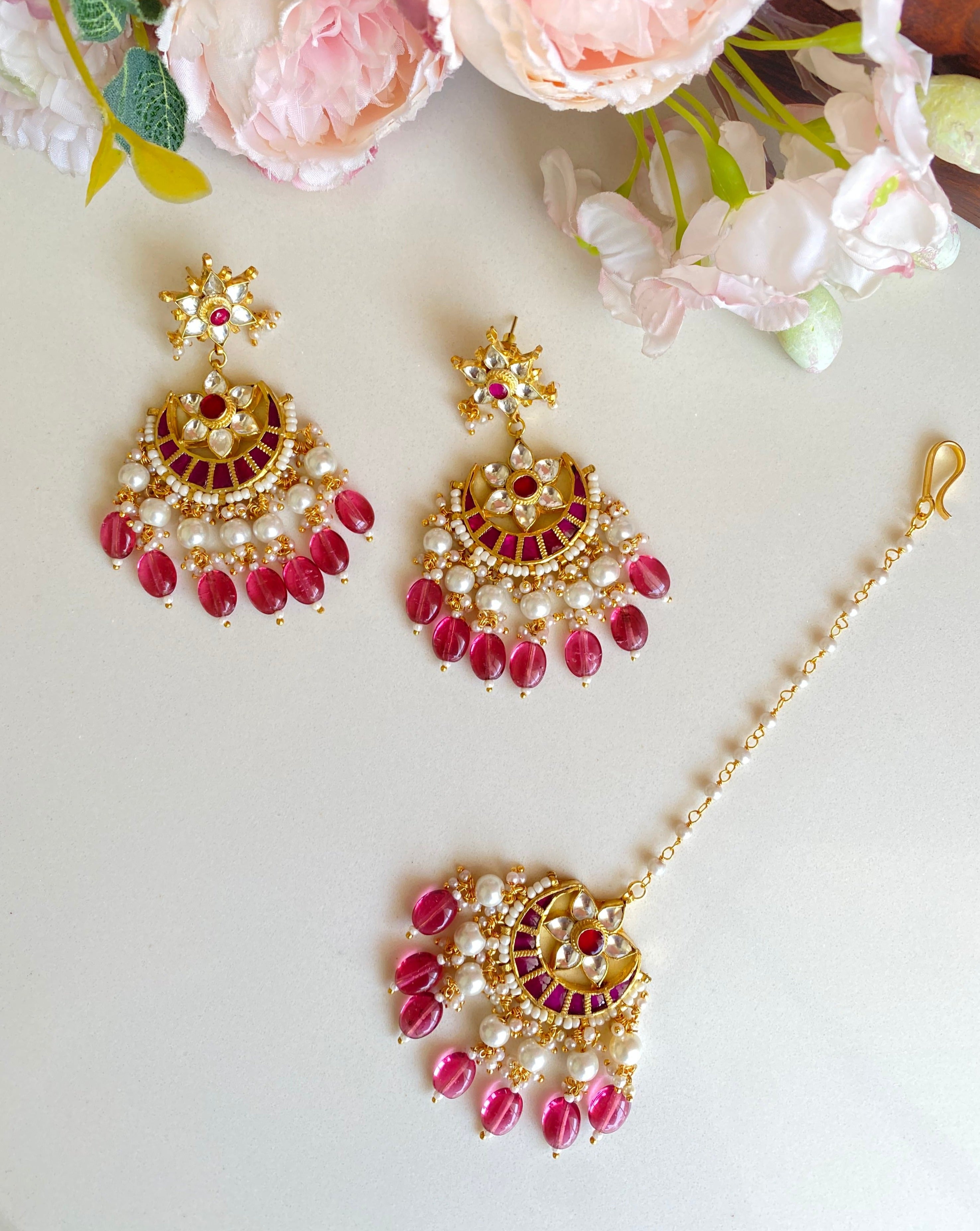 Kundan earrings With Tikka set