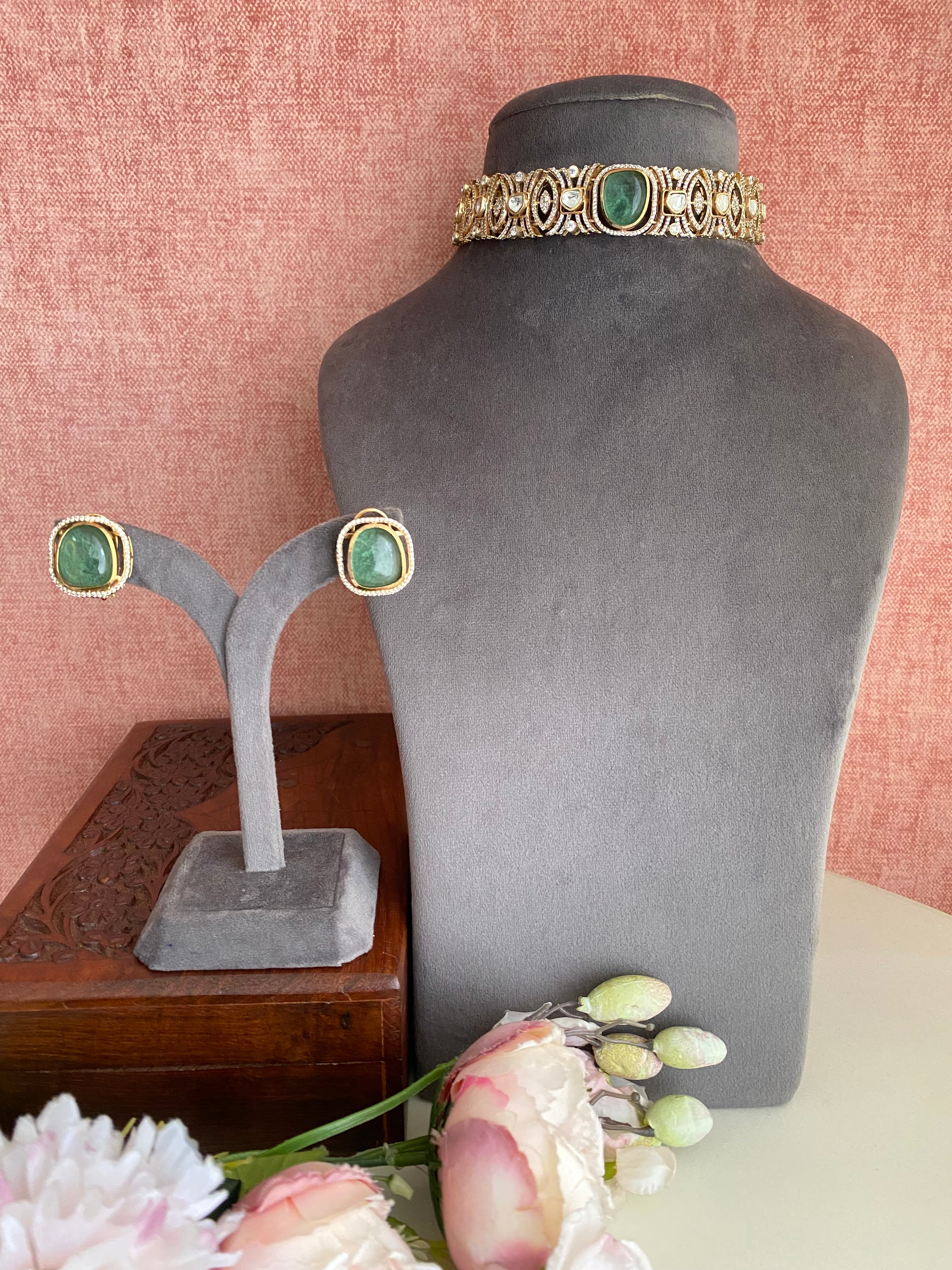 Mint Stone Choker Set