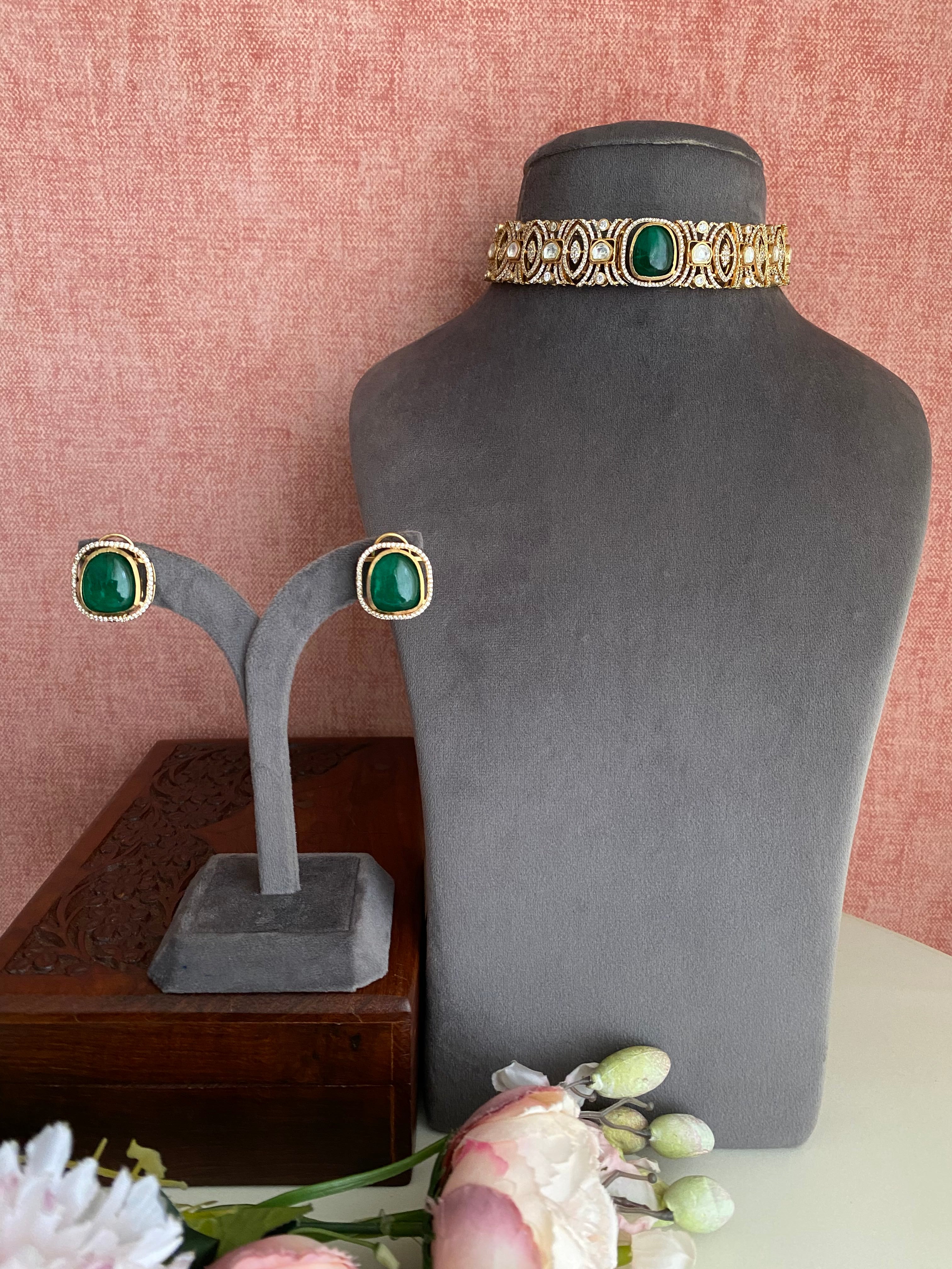 Green Stone Choker Set