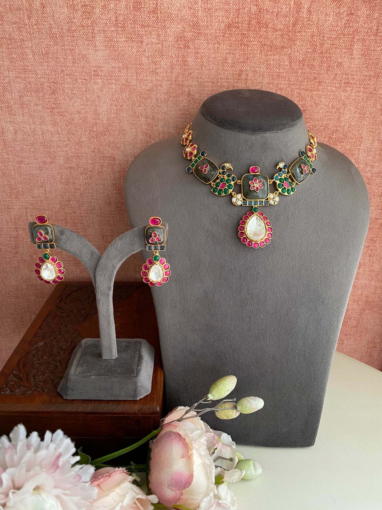 Mossanite Green Necklace Set