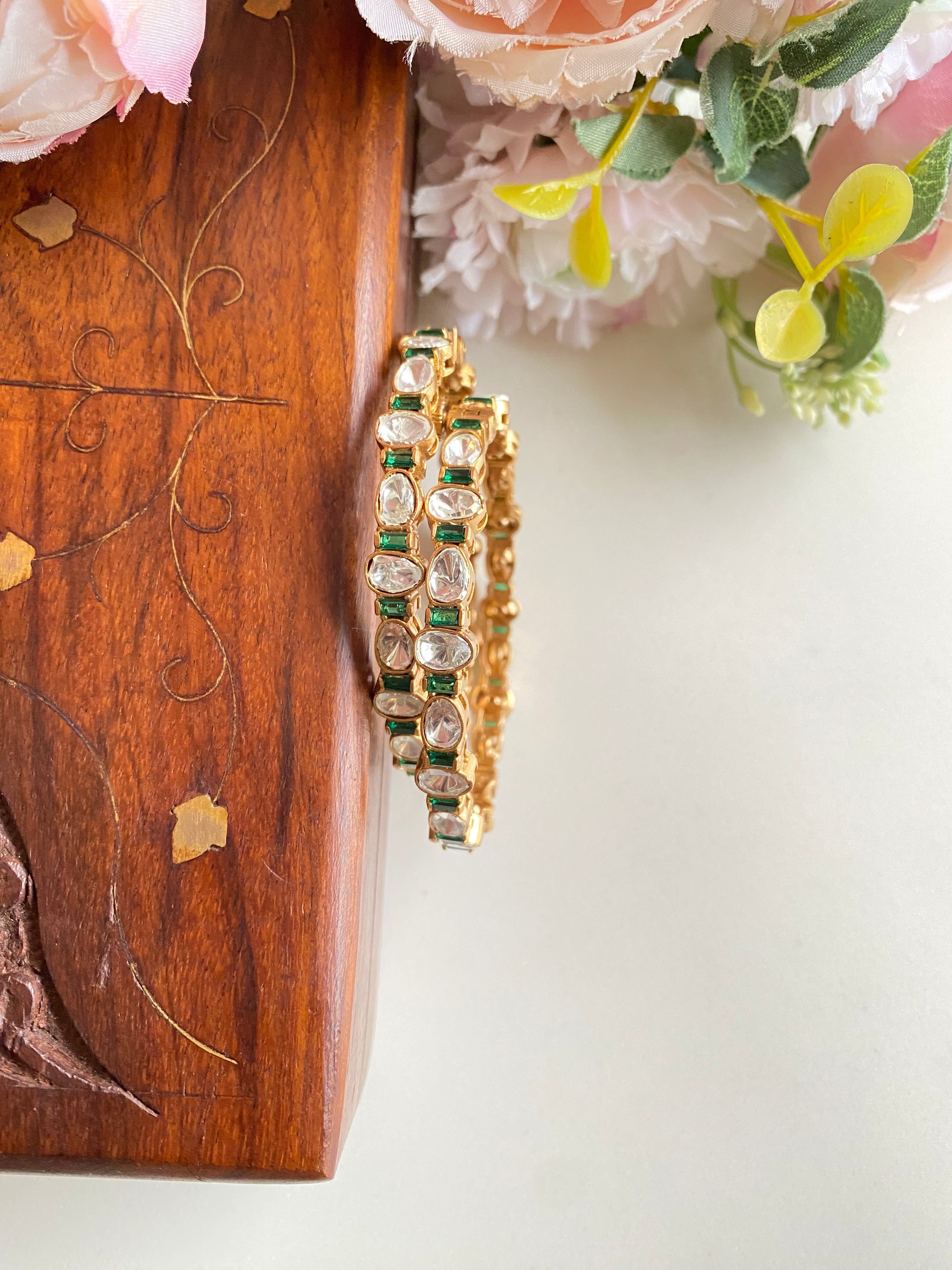 Green Kundan Bangle