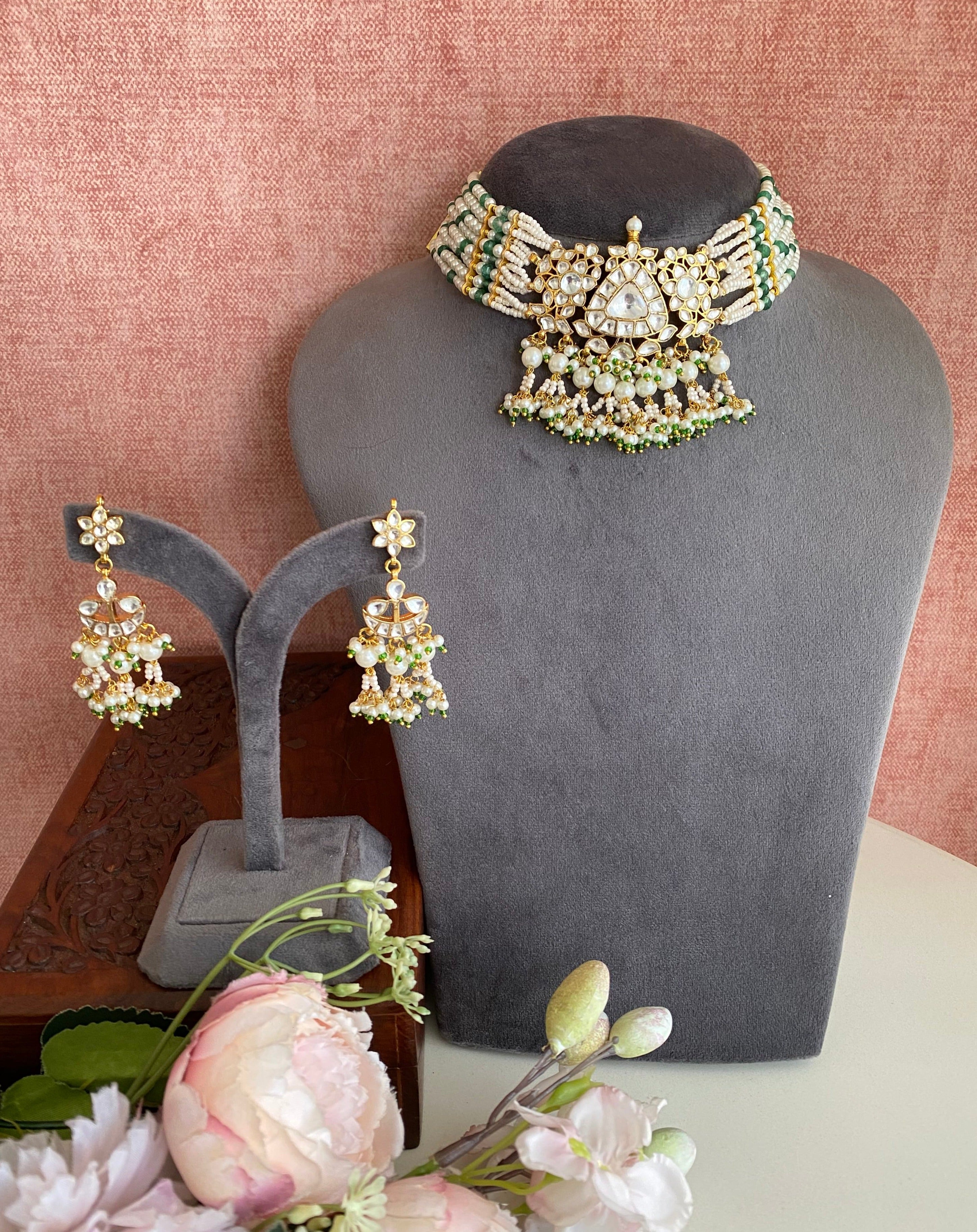 Kundan choker set