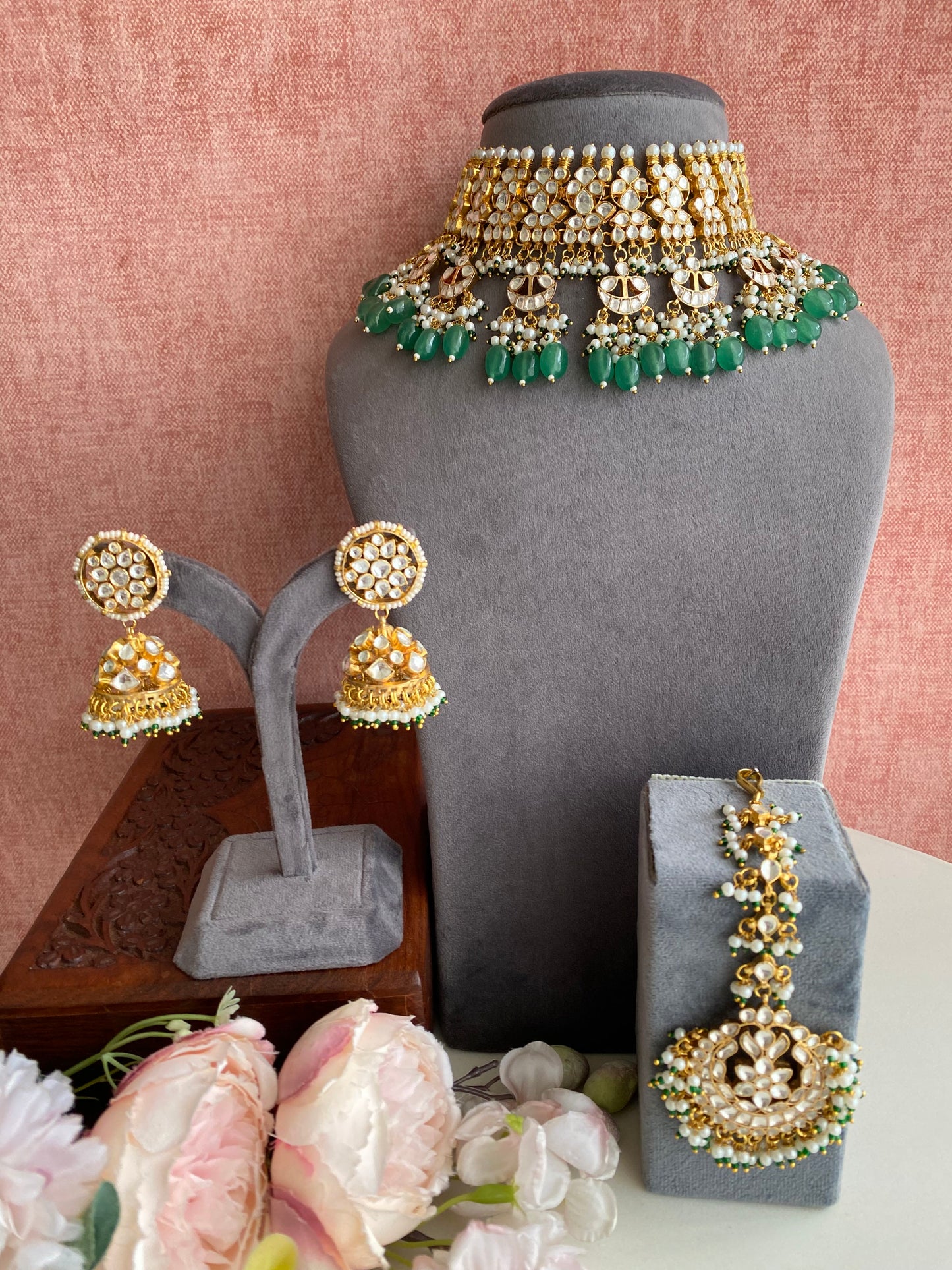 Kundan Bridal Necklace Set in Green drops