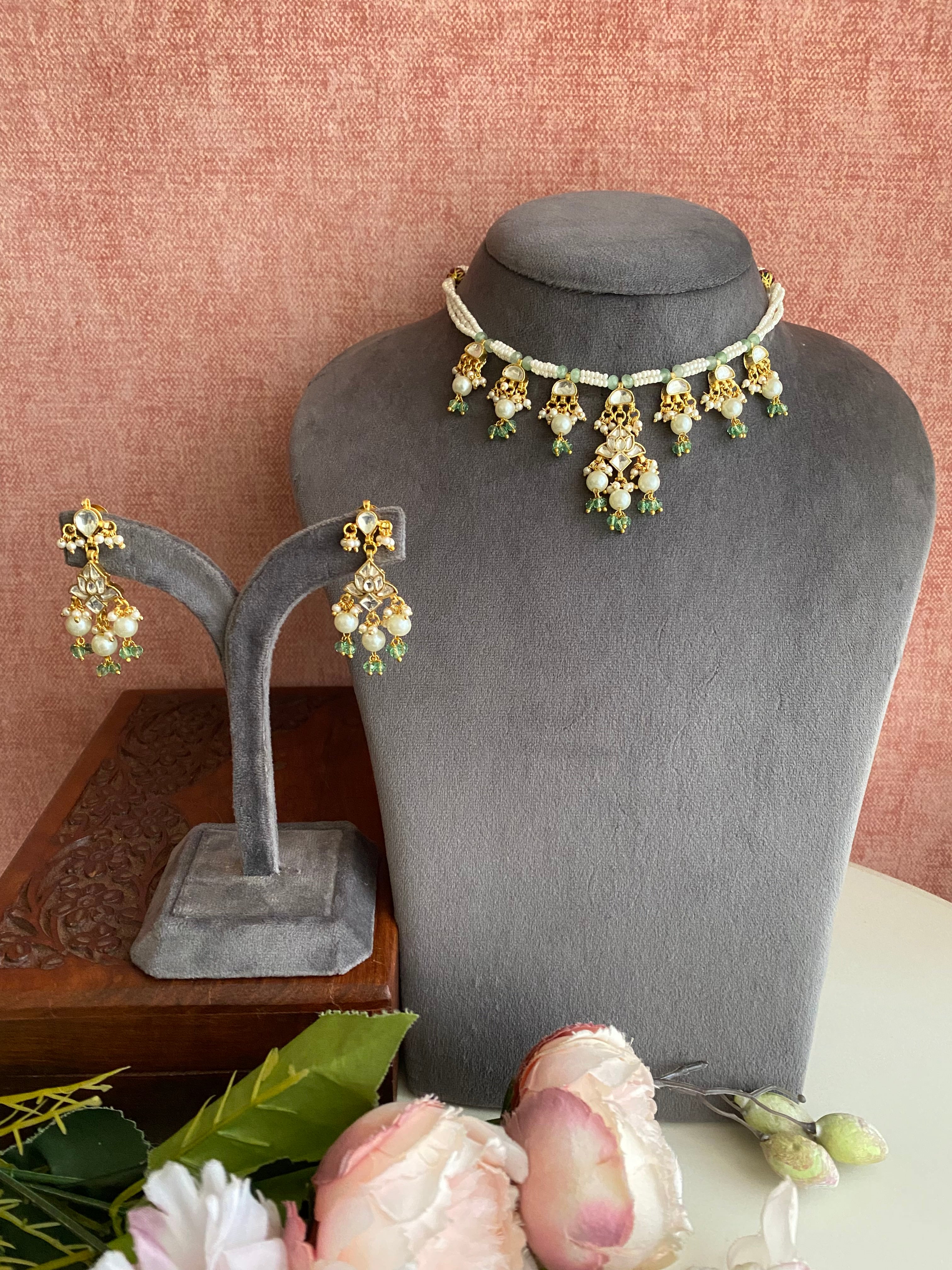 Kundan Choker Set