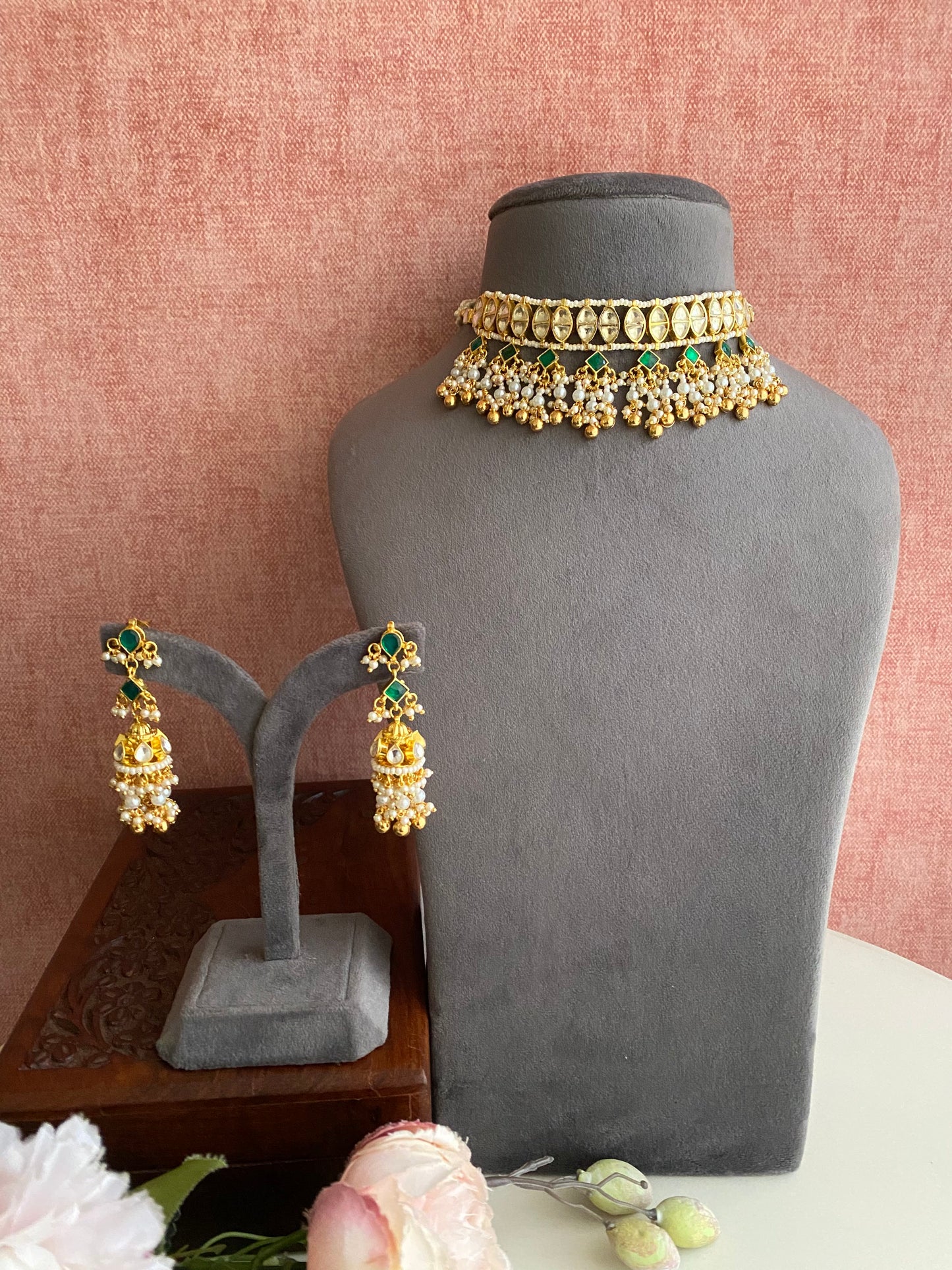 Kundan Choker Set