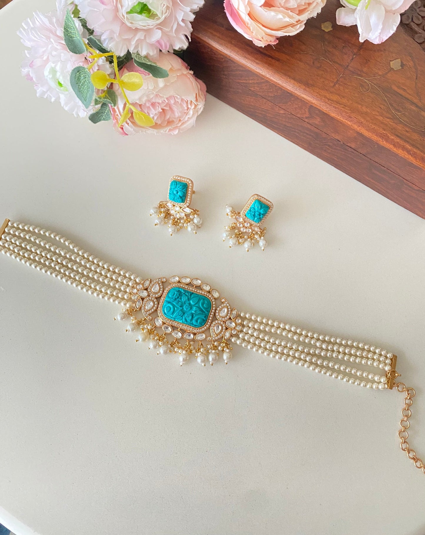 Turquoise choker set