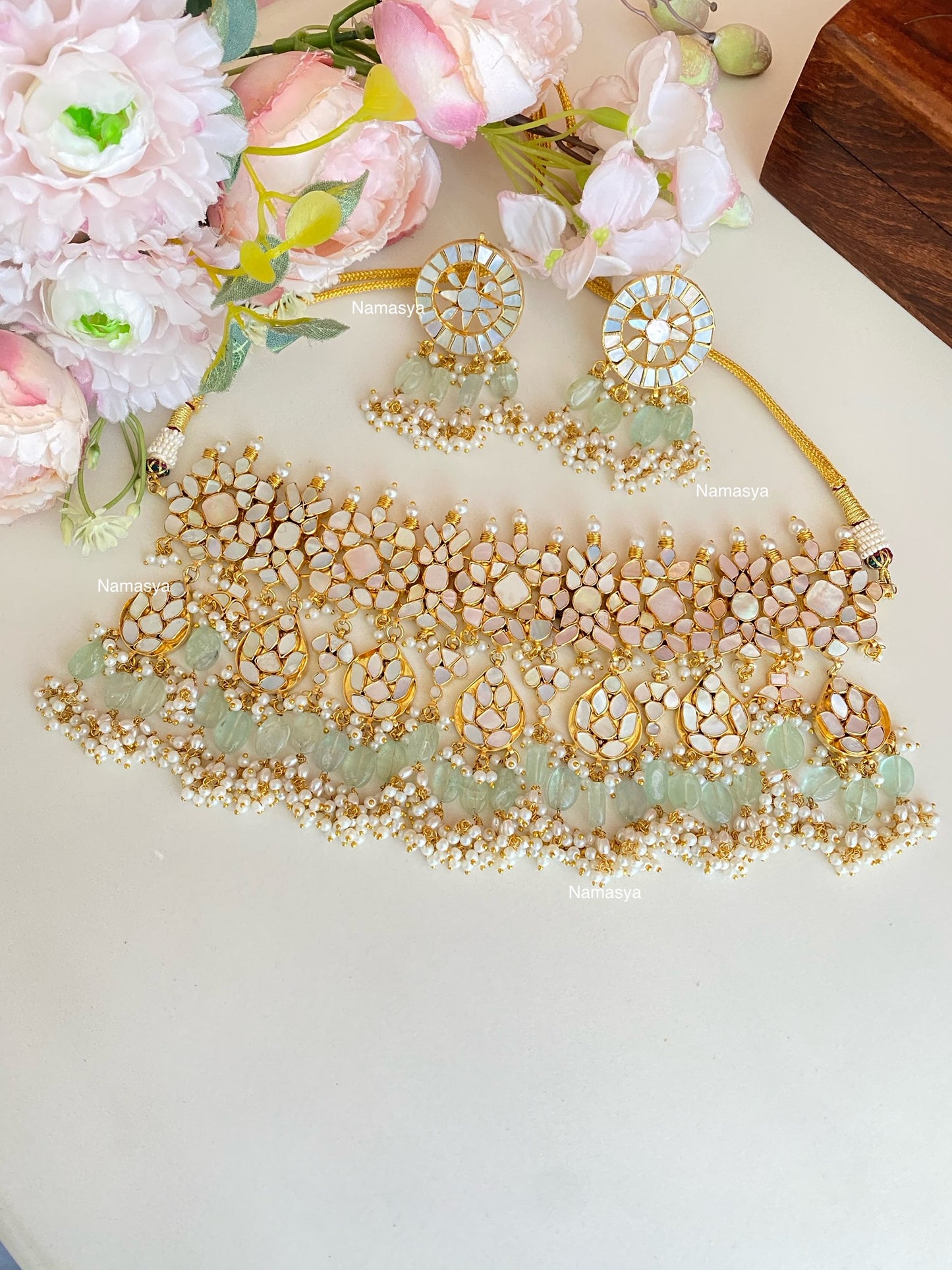 Mother of pearl Gold plated Bridal Choker Set in mint Drops