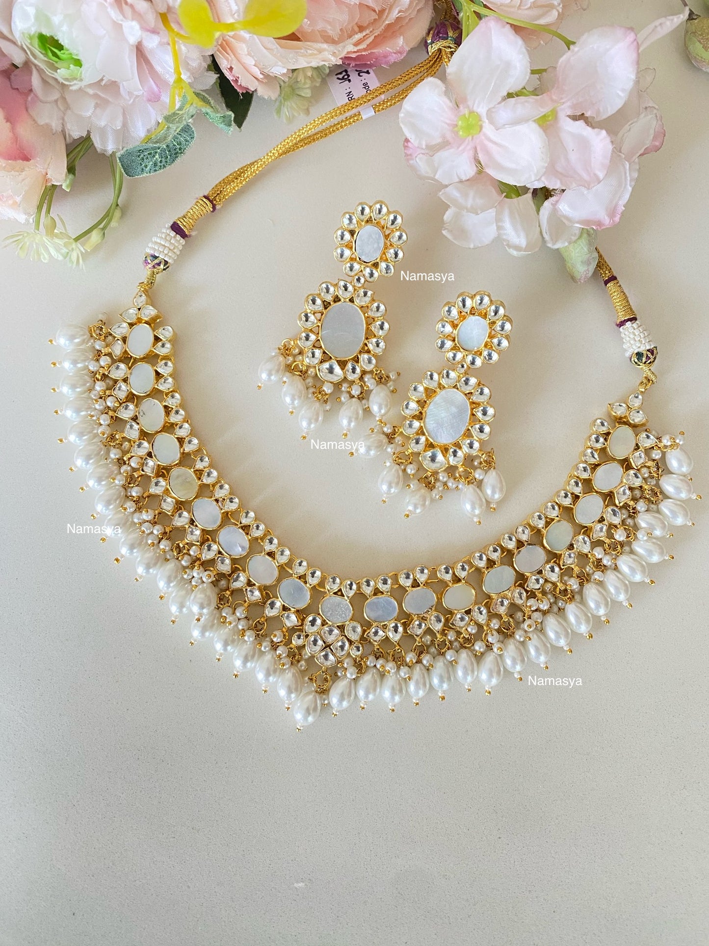 Mother Of pearl Gold plated Necklace set