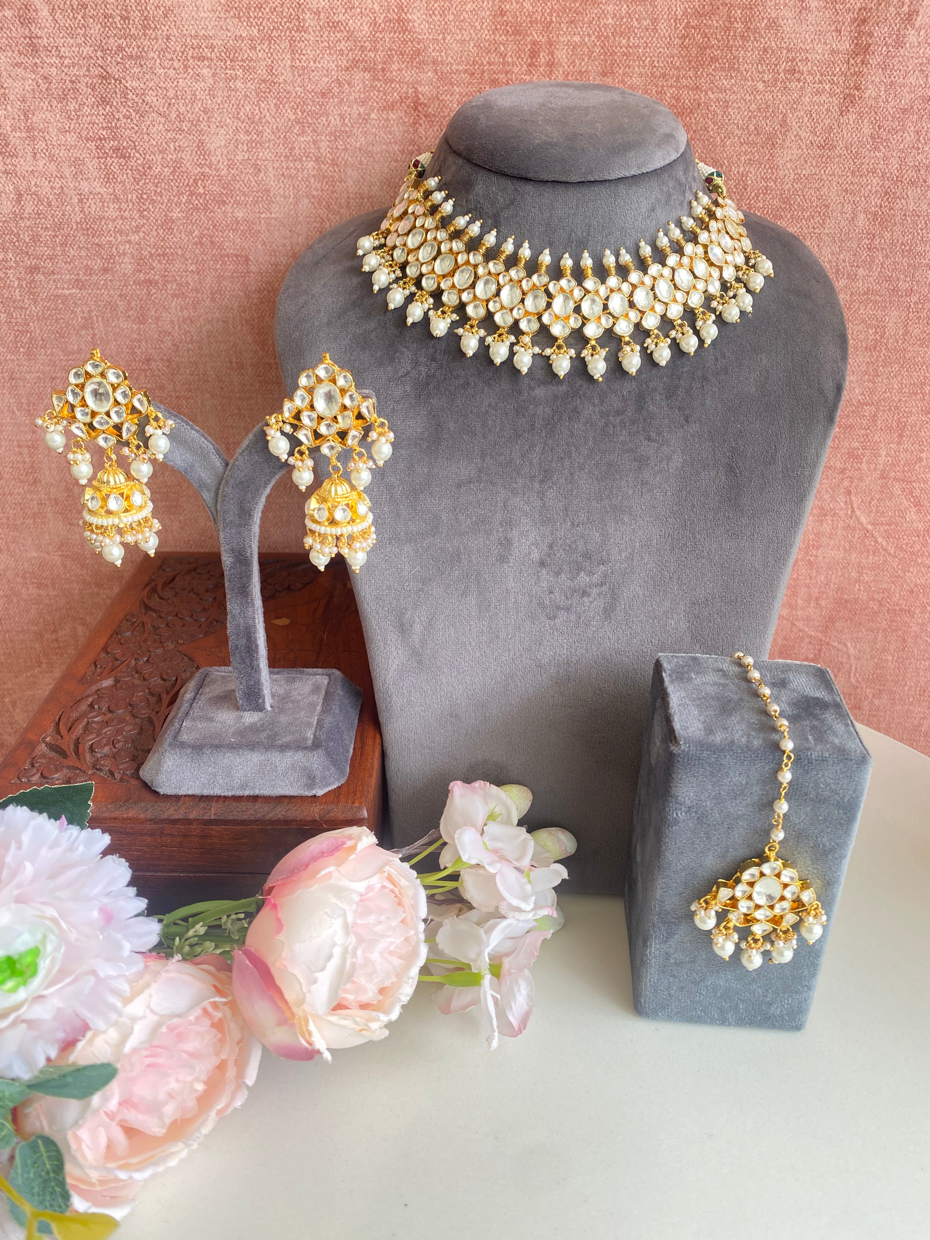 Kundan Choker Set in pearl drops