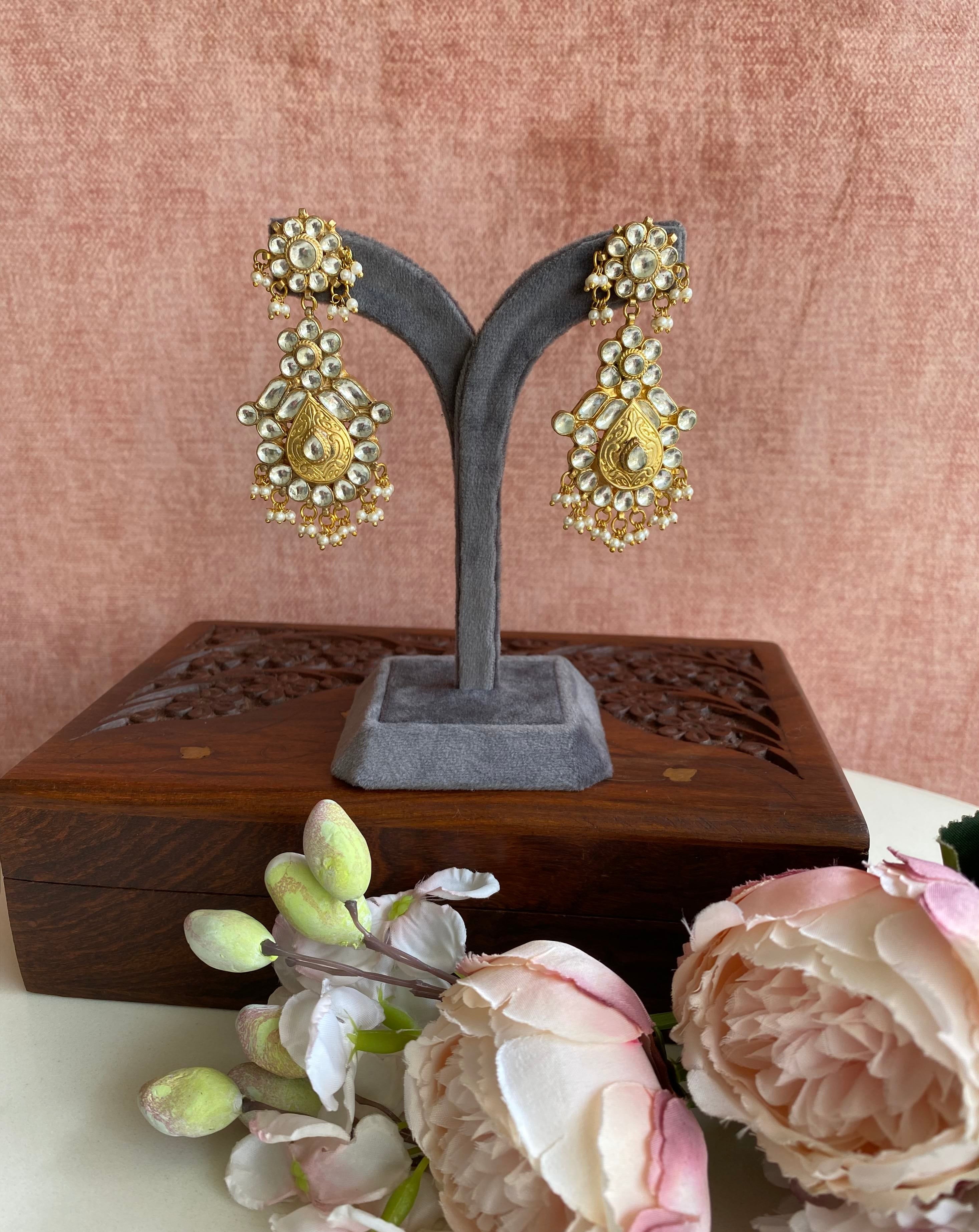 Gold Finish Kundan Earrings