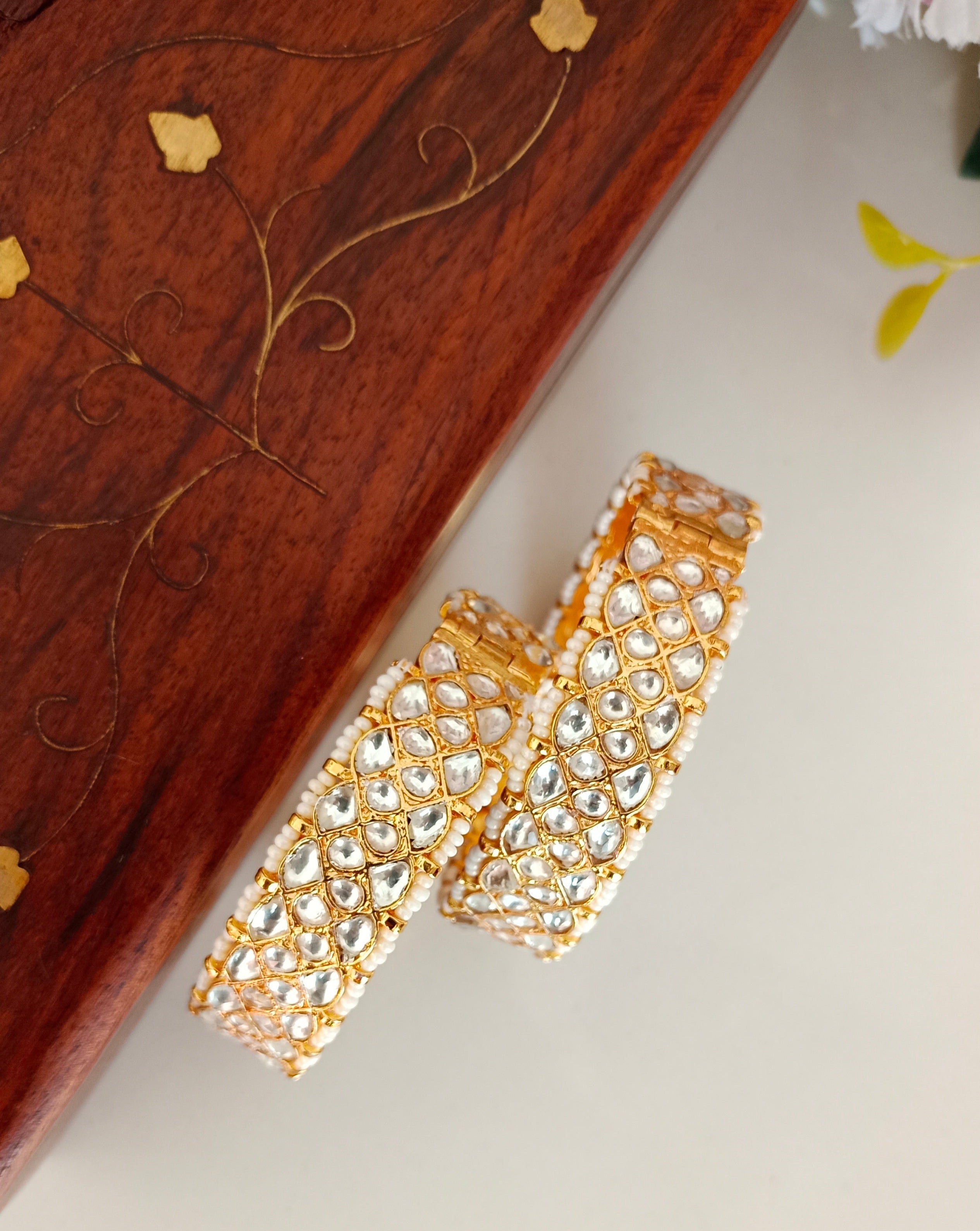 Kundan Bangles