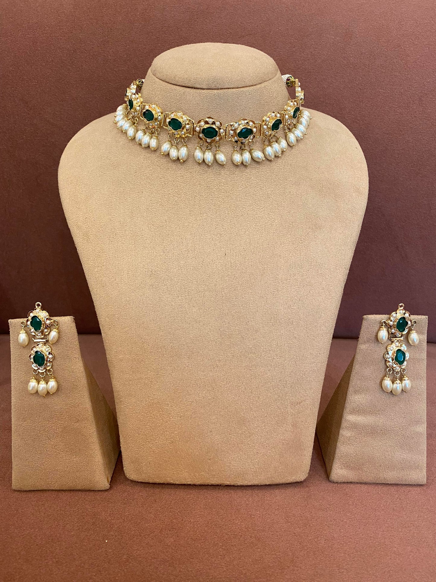 Green Choker  Set