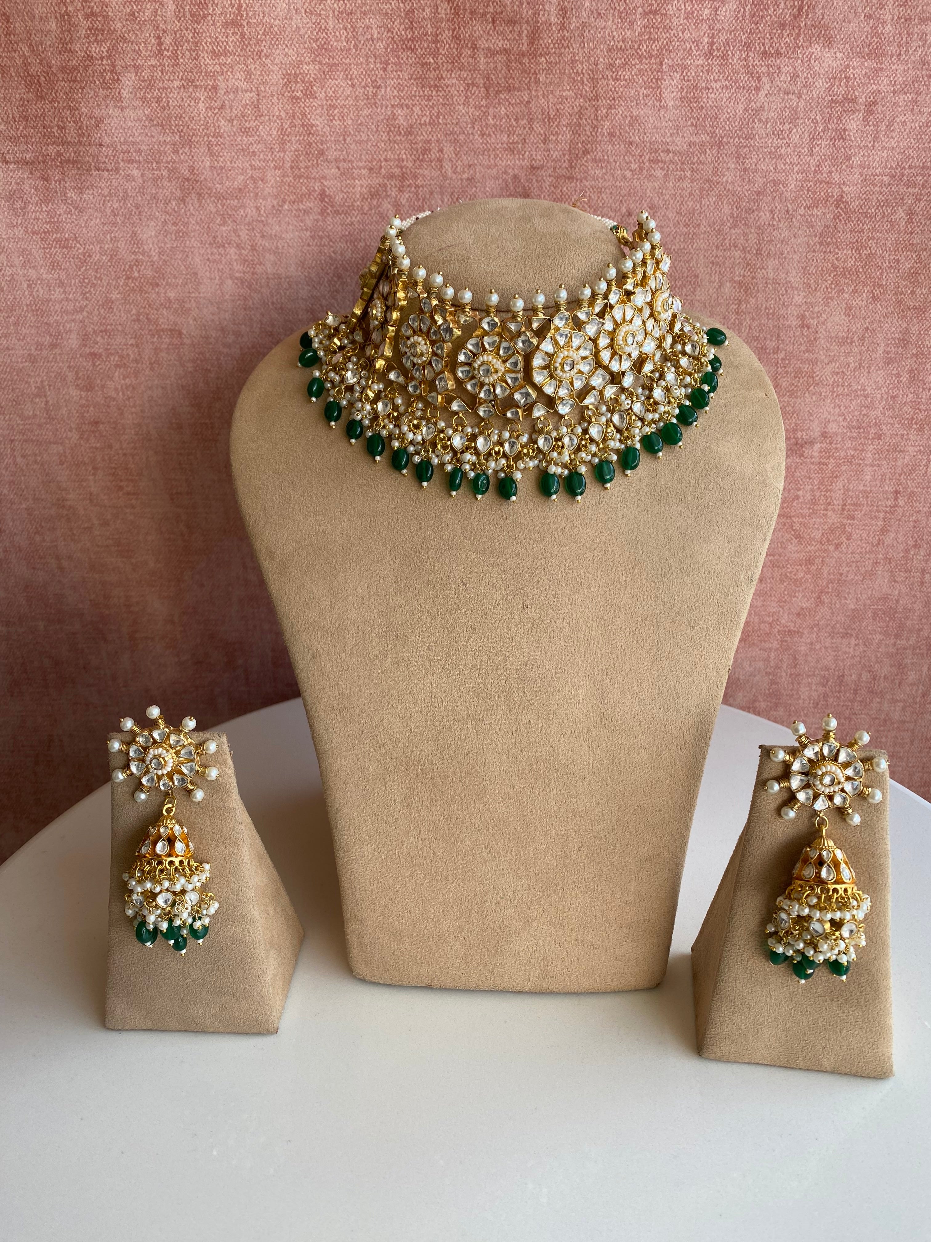 Floral Kundan Necklace Set With Green Drops