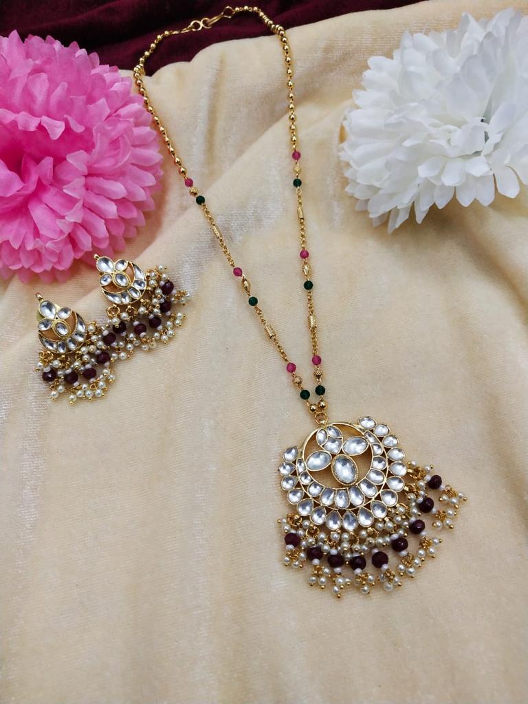 Kundan Pendant Set